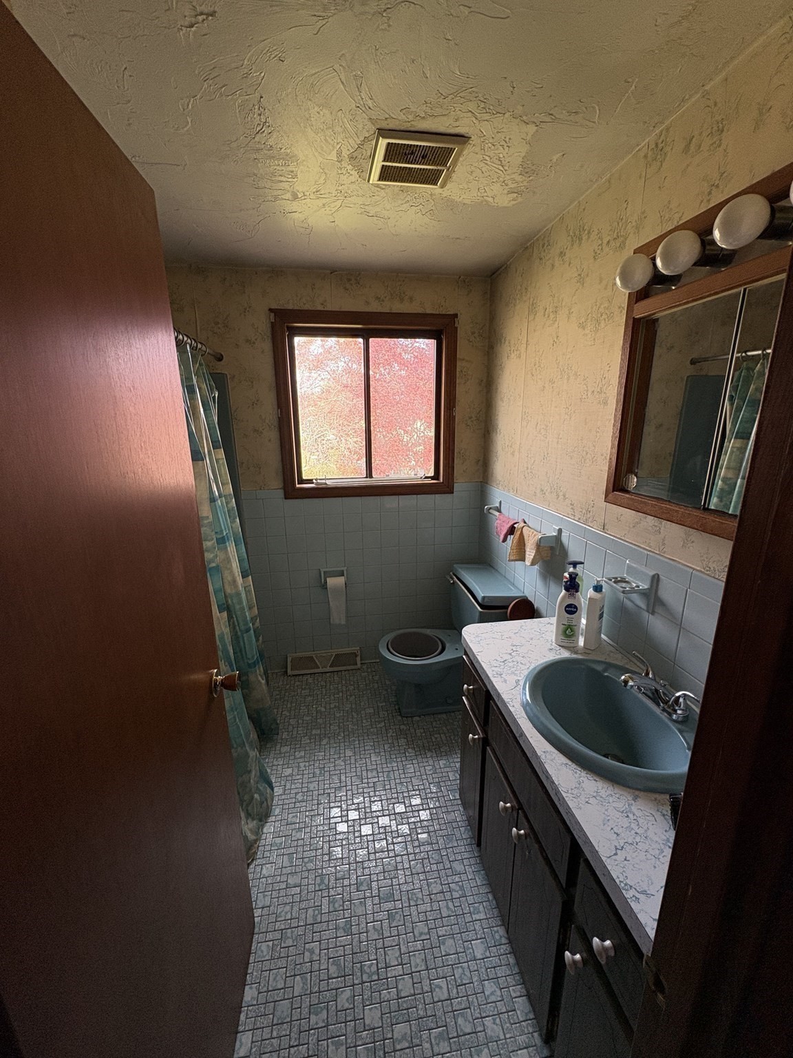 172 Russ St, Randolph, MA 02368 - Image 9