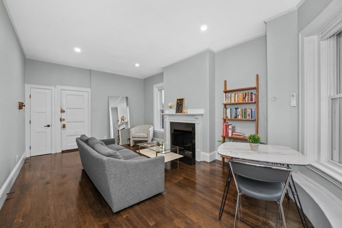1880 Beacon St Unit 6, Brookline, MA 02445 - Image 4