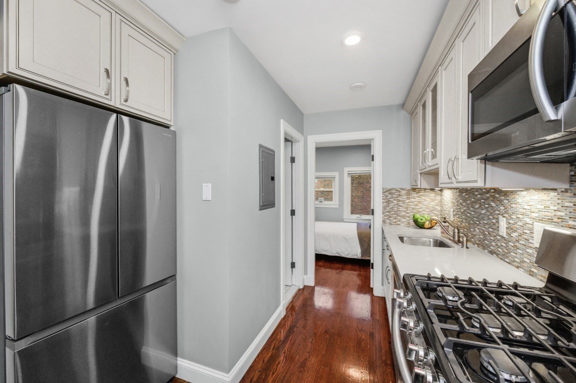1880 Beacon St Unit 6, Brookline, MA 02445 - Image 9