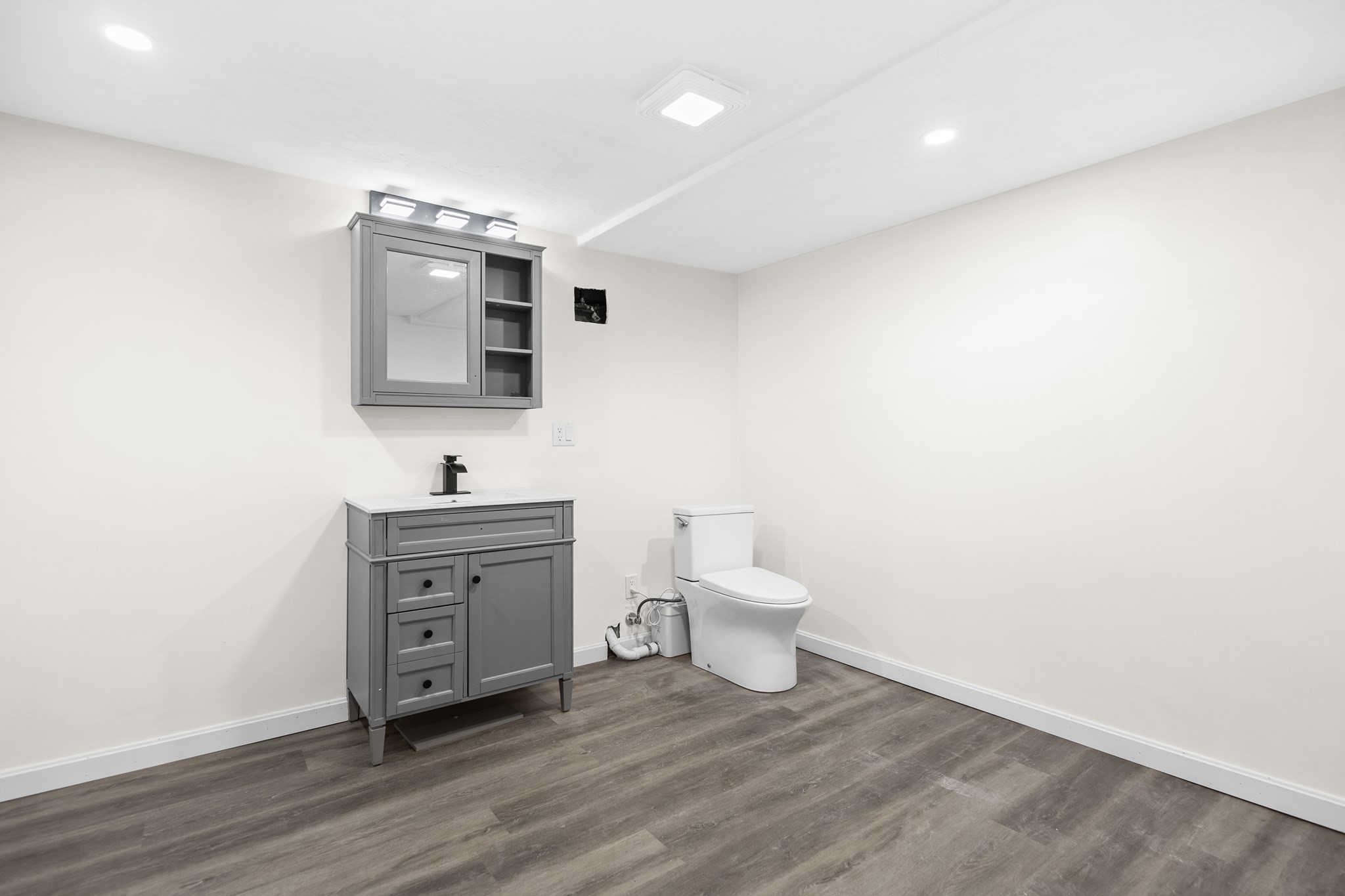 25 Lakeview St, Blackstone, MA 01504 - Image 20