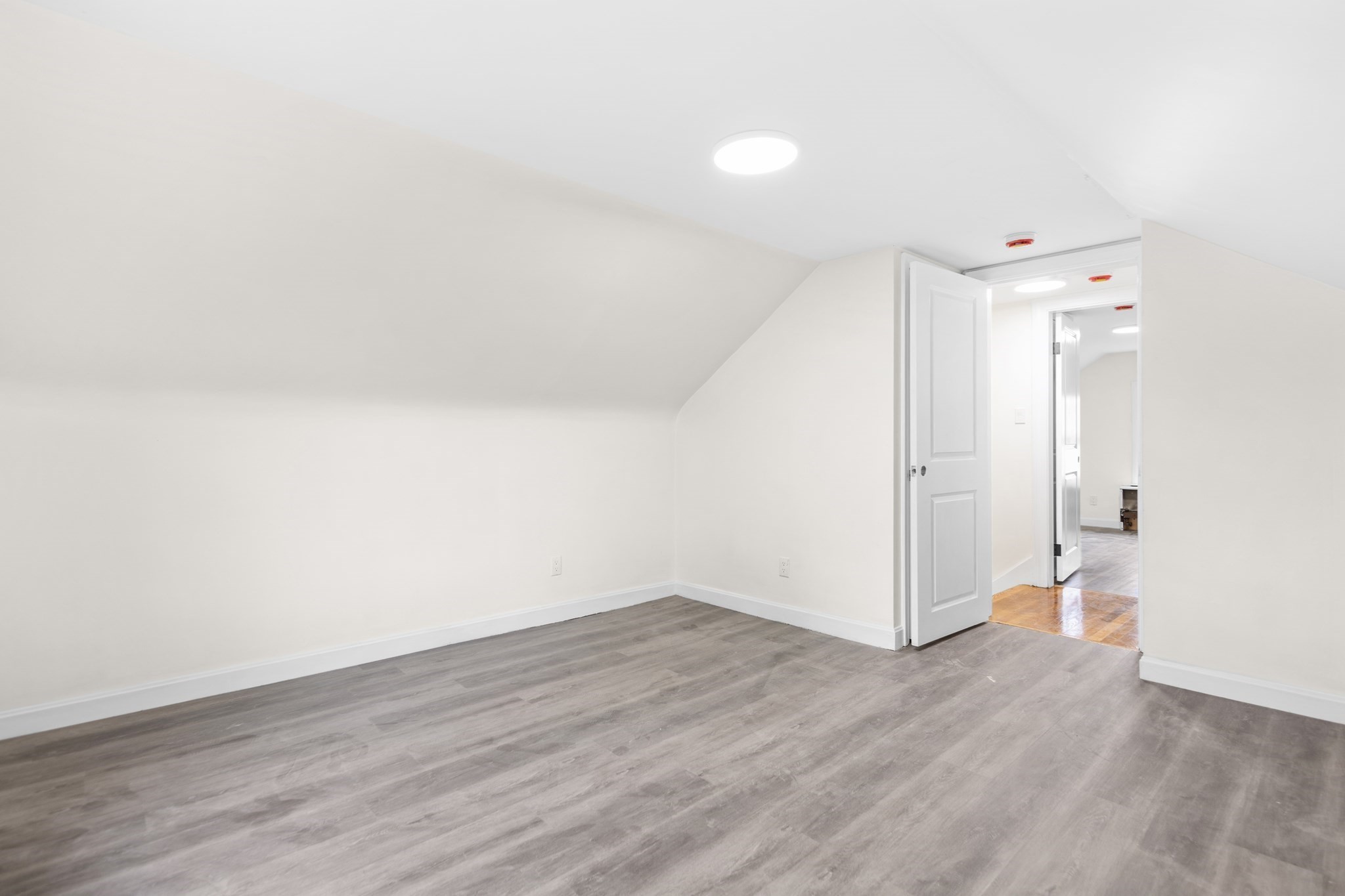 25 Lakeview St, Blackstone, MA 01504 - Image 9