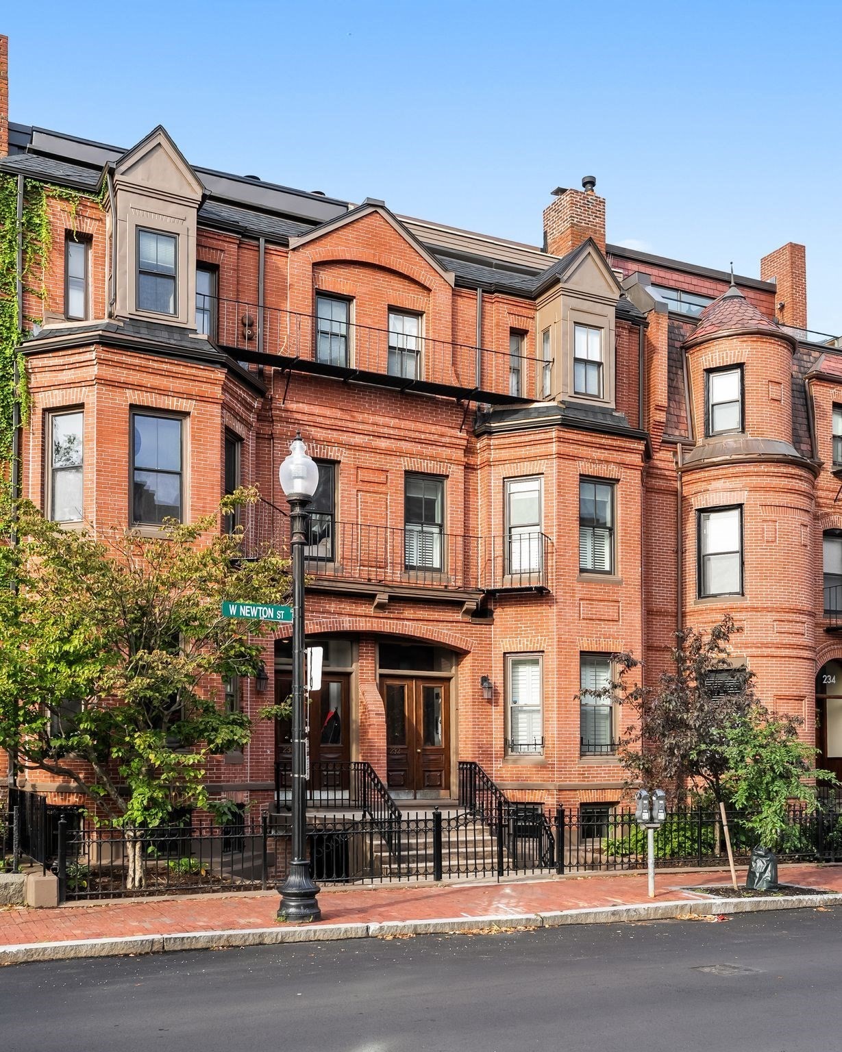 230 W Newton Street Unit B, Back Bay, Boston, MA 02116 - Image 2