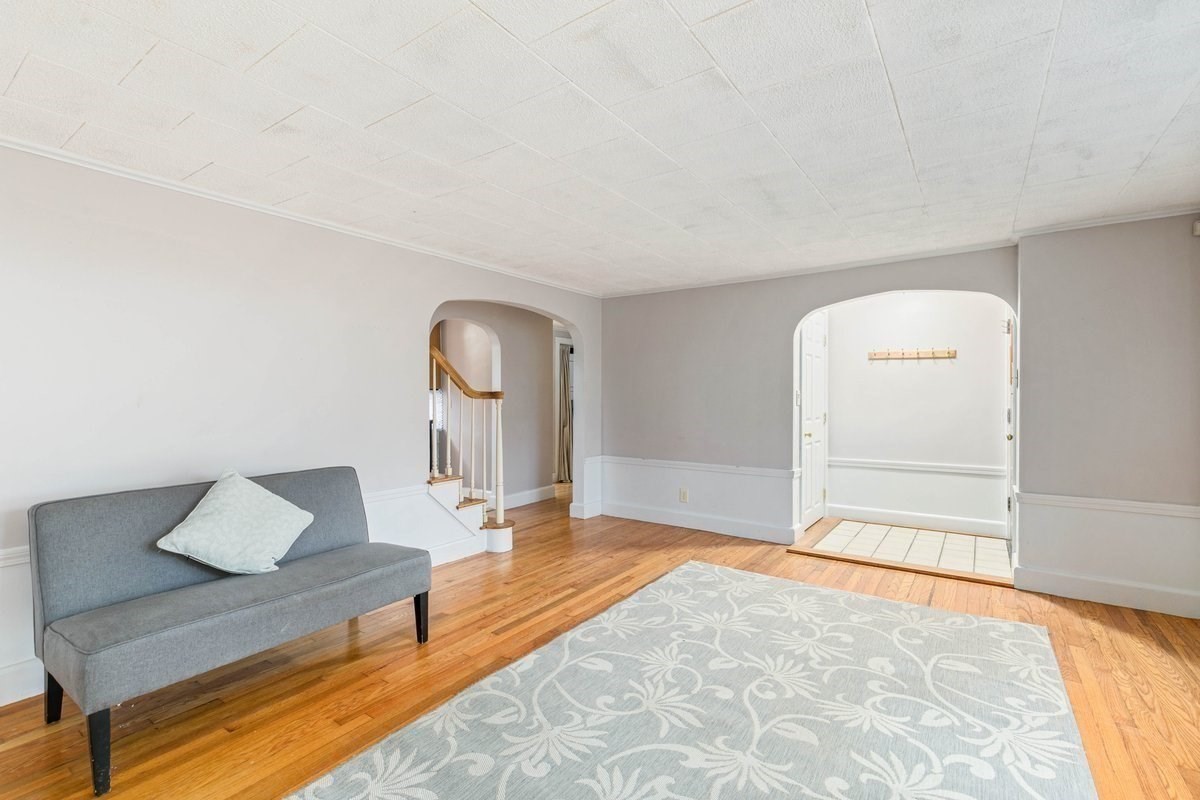 220 Pelham St, Methuen, MA 01844 - Image 5