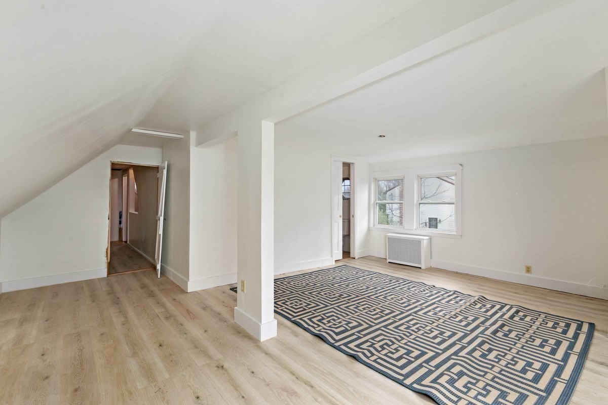 220 Pelham St, Methuen, MA 01844 - Image 9