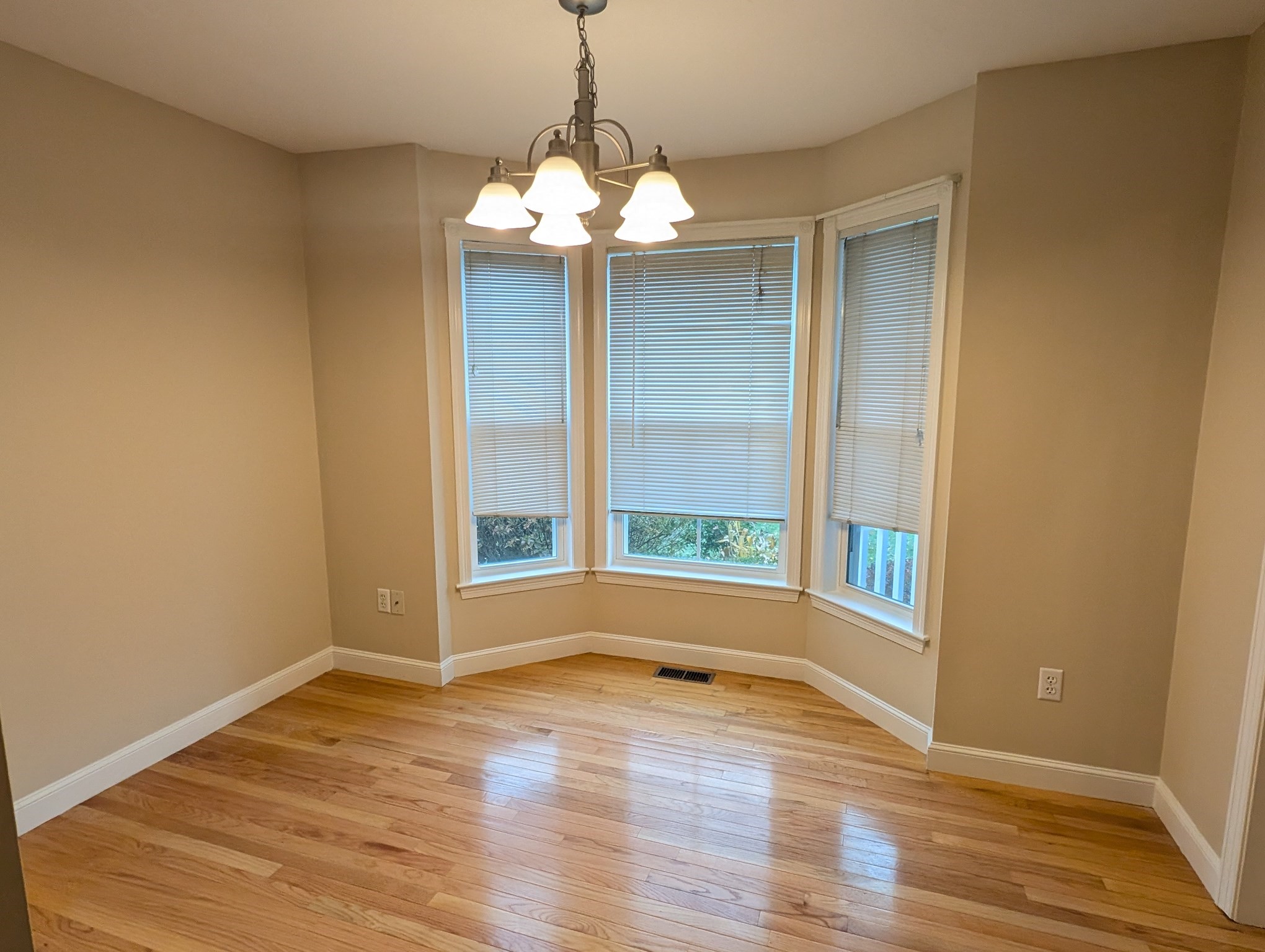 93 Westminster Dr Unit 93, Marlborough, MA 01752 - Image 3