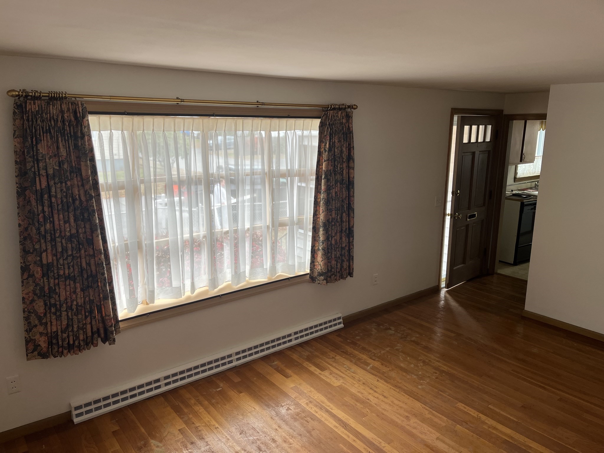 27 Joyce Avenue, Lowell, MA 01851 - Image 16