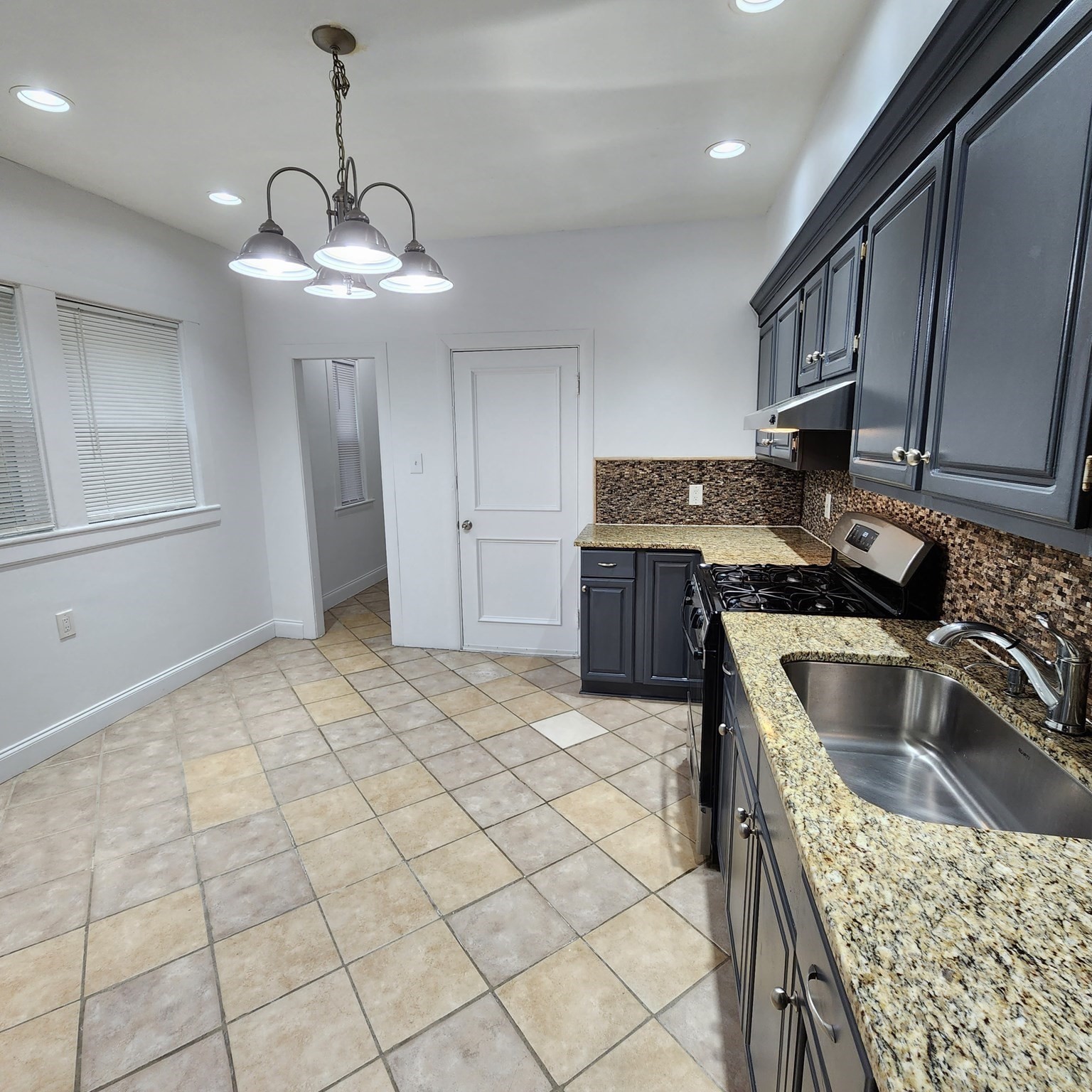 15 McLellan St, Dorchester, Boston, MA 02121 - Image 4