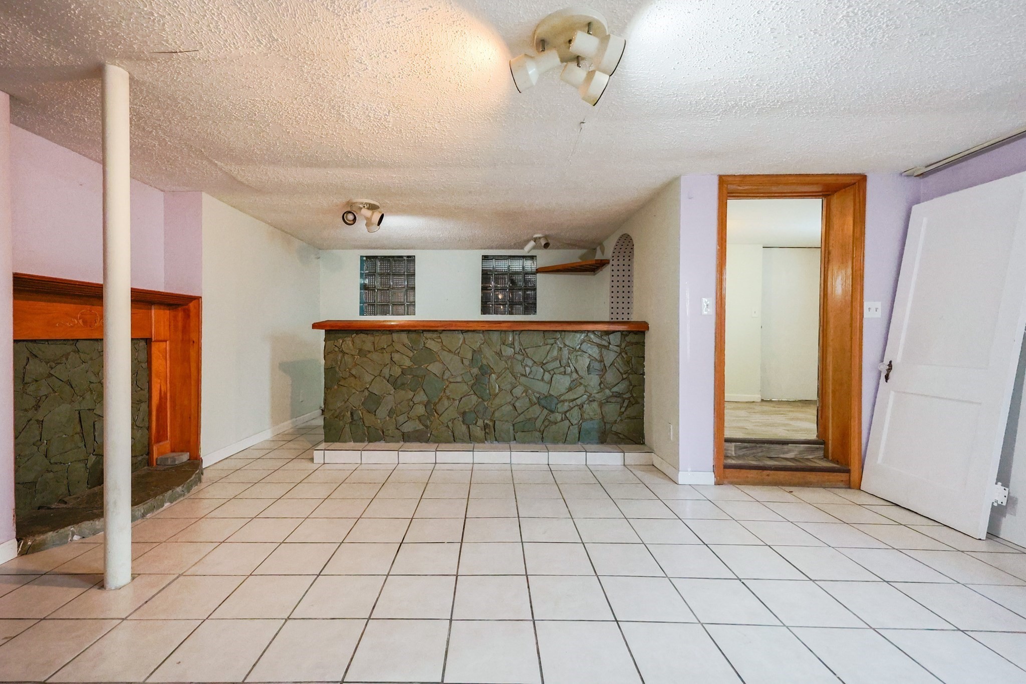 104 Oak St, Fall River, MA 02720 - Image 30