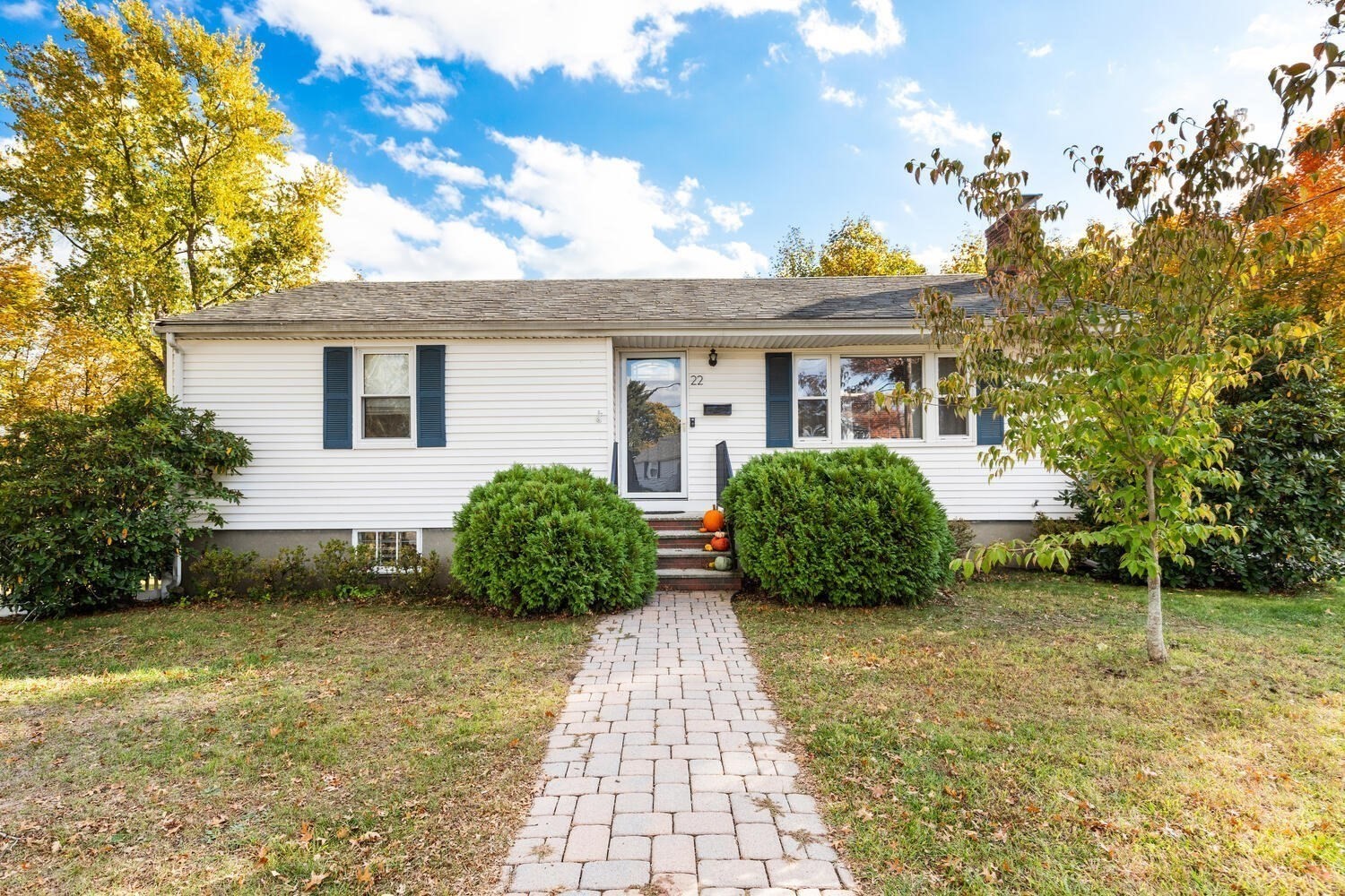 22 Wayland Rd, Wakefield, MA 01880 - Image 2