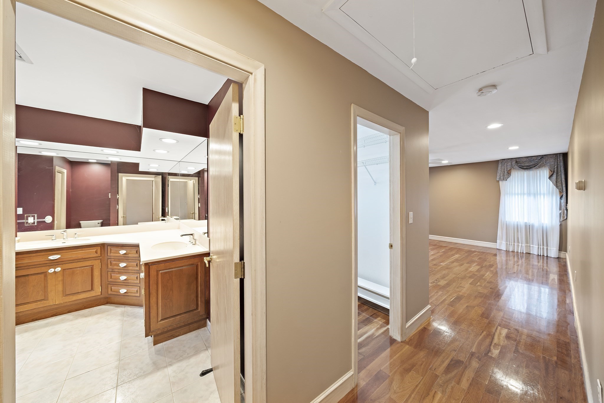 10 Heritage Ln, Saugus, MA 01906 - Image 12