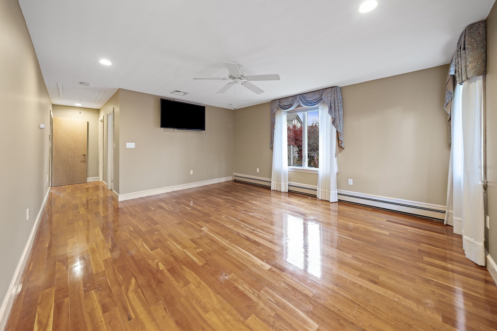 10 Heritage Ln, Saugus, MA 01906 - Image 14