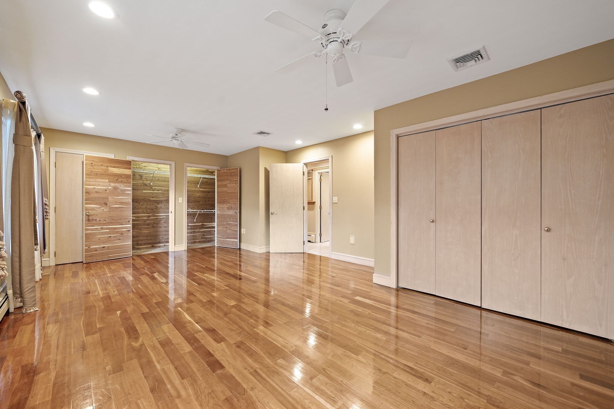 10 Heritage Ln, Saugus, MA 01906 - Image 21