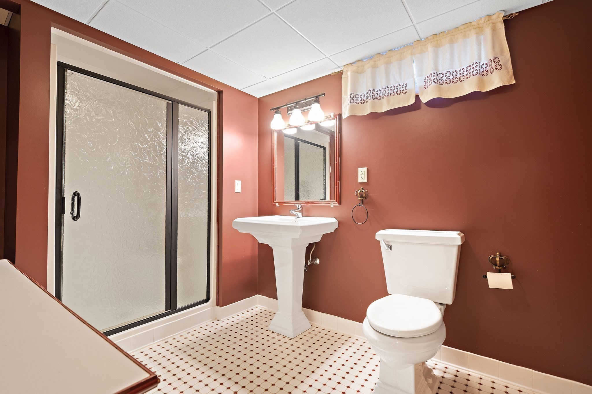 10 Heritage Ln, Saugus, MA 01906 - Image 27