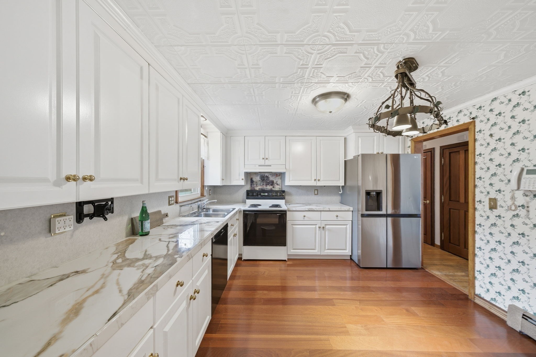 12 Cassidy Drive, Woburn, MA 01801 - Image 10