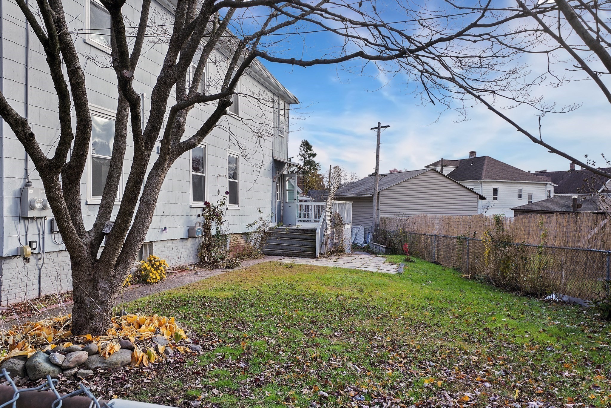 12 Temple St, Holyoke, MA 01040 - Image 2