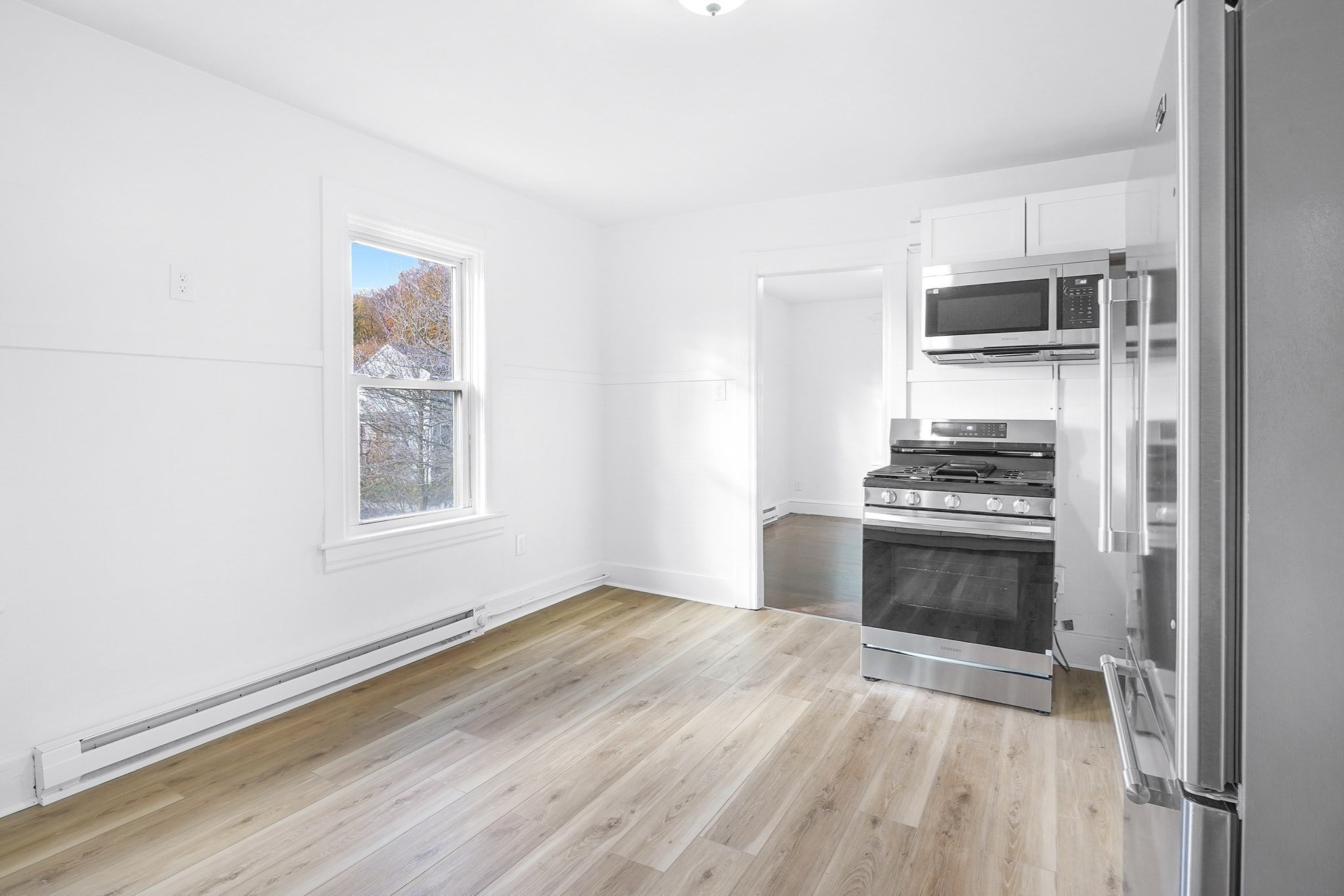 12 Temple St, Holyoke, MA 01040 - Image 16