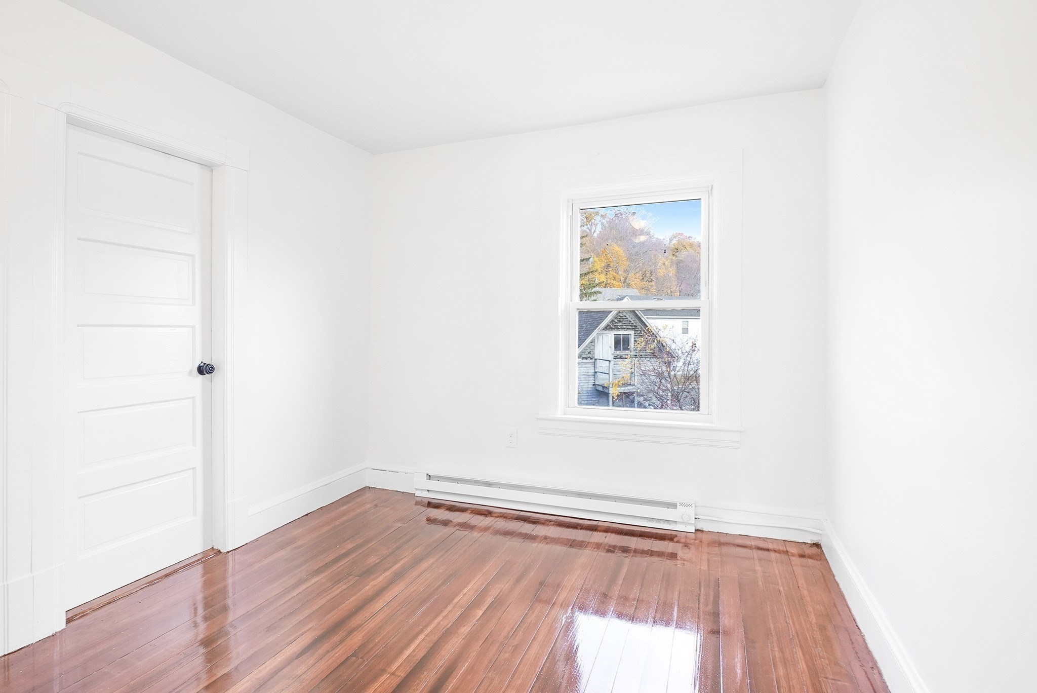 12 Temple St, Holyoke, MA 01040 - Image 23