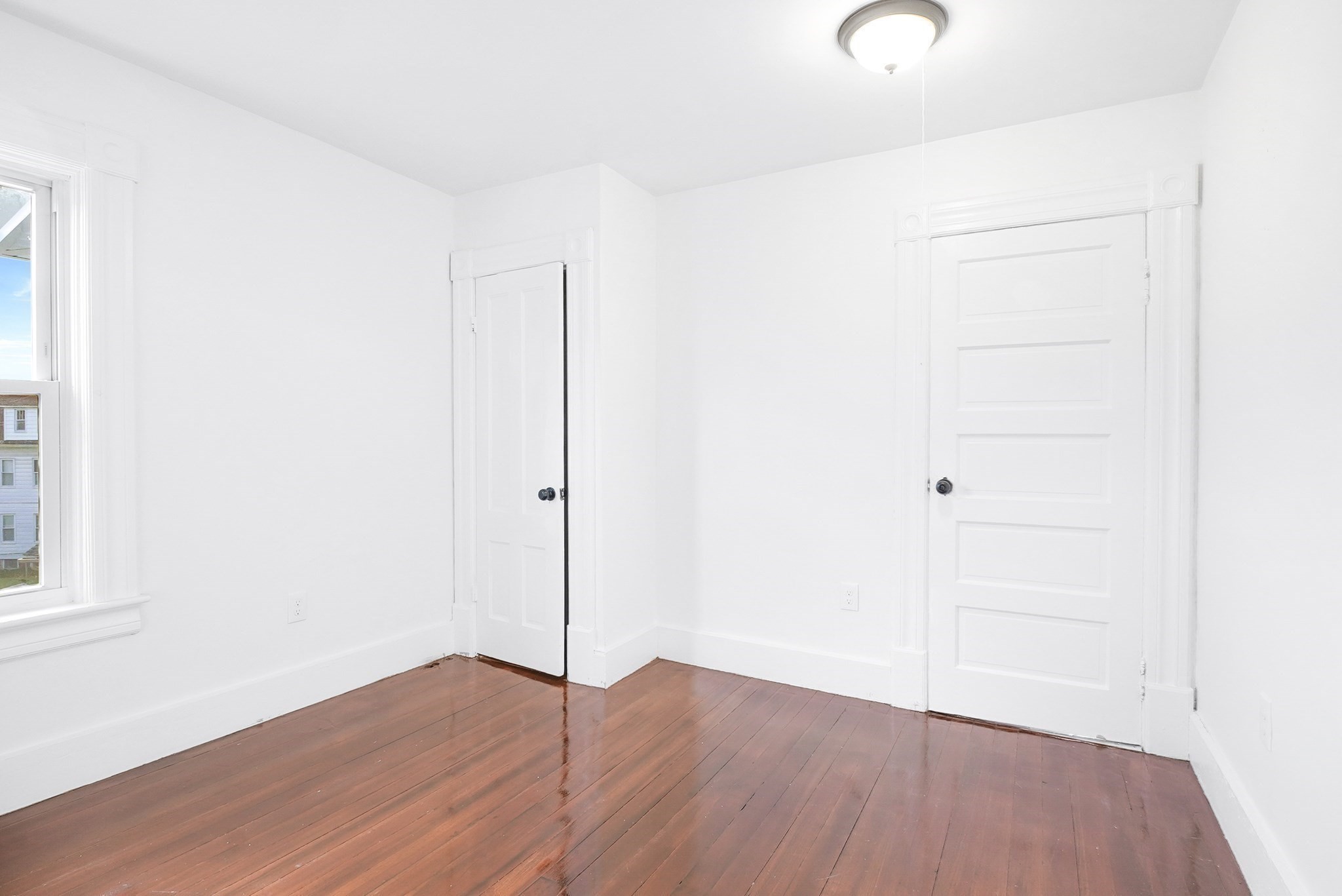 12 Temple St, Holyoke, MA 01040 - Image 25