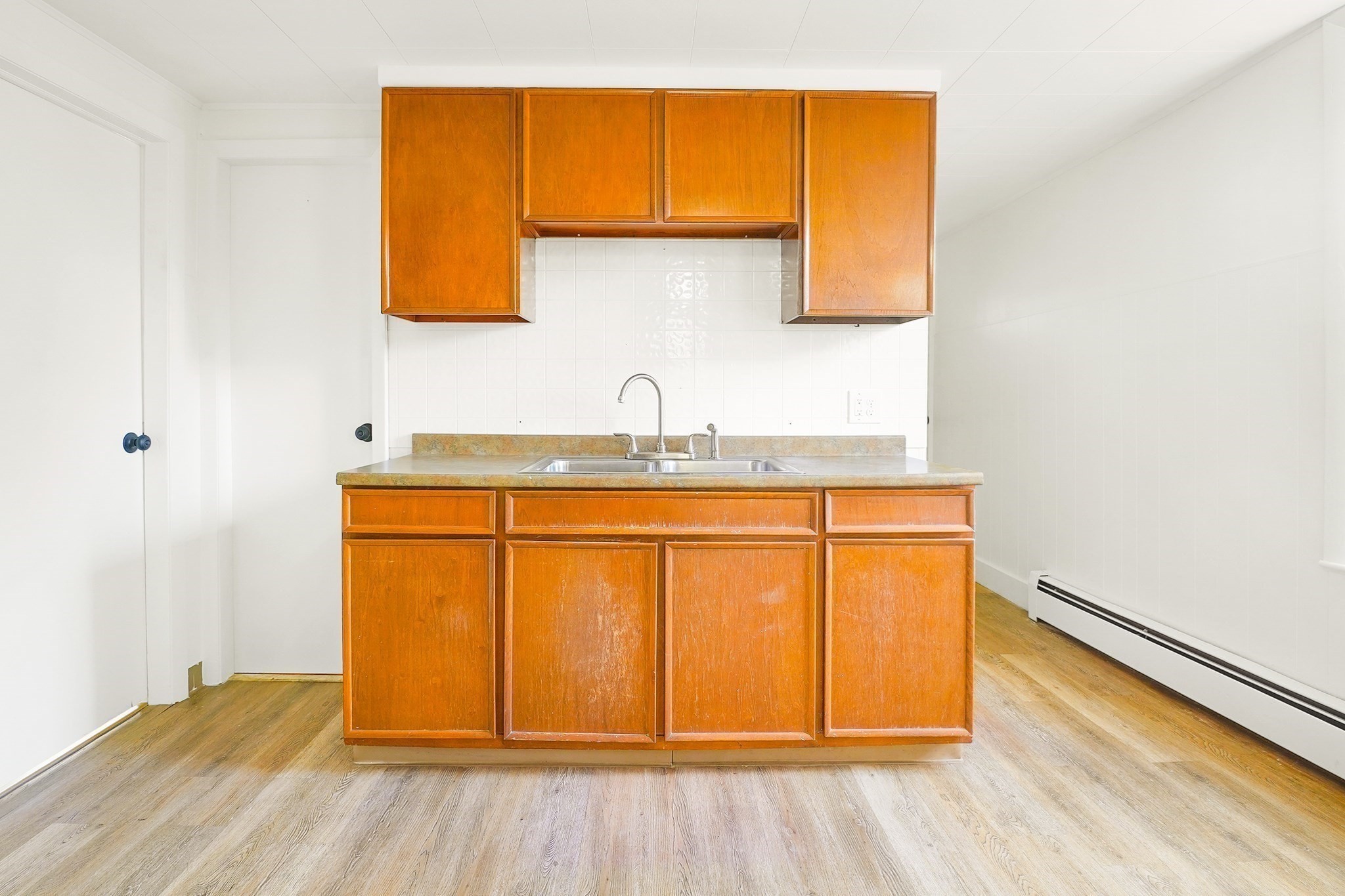 12 Temple St, Holyoke, MA 01040 - Image 7