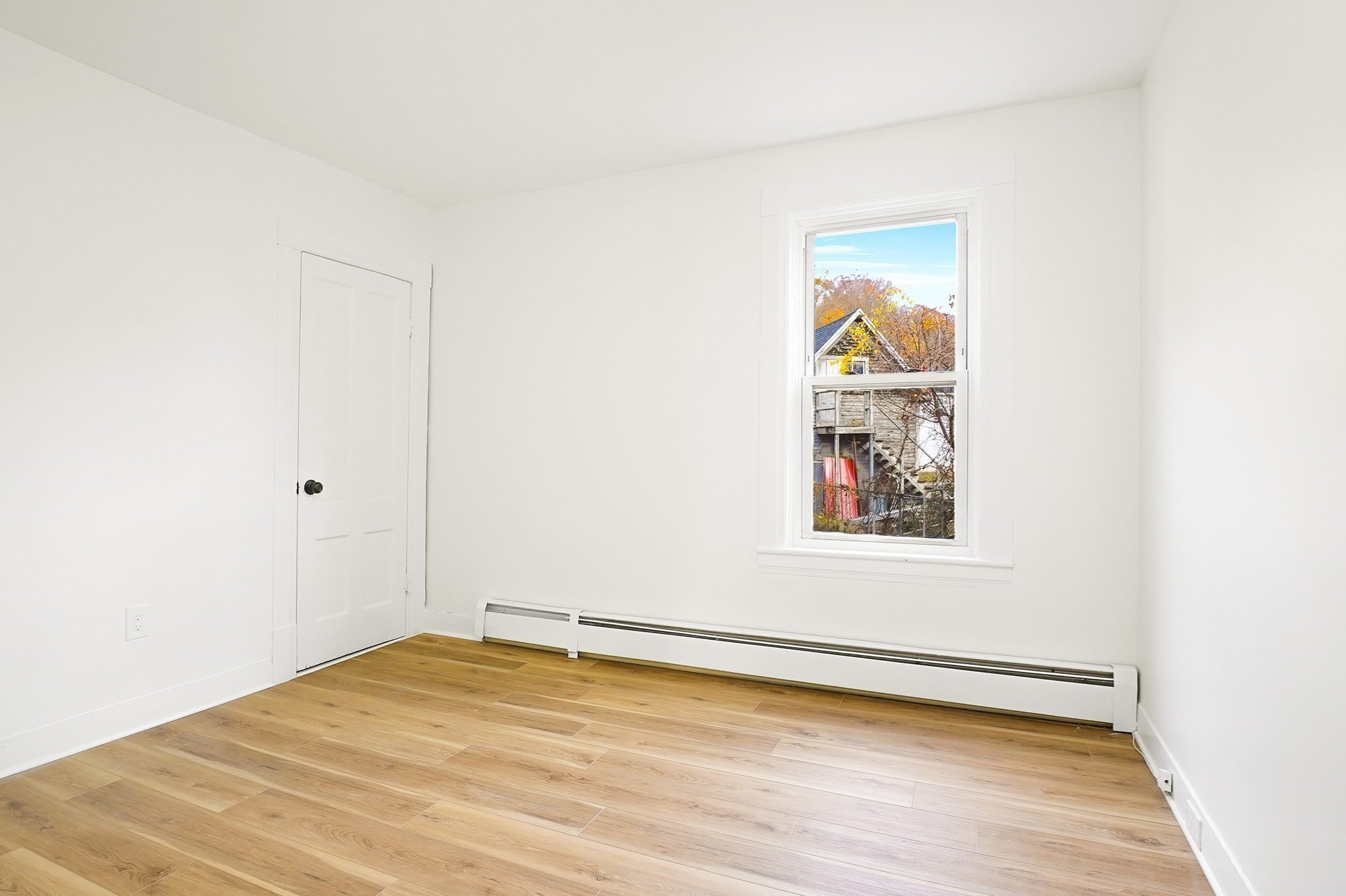 12 Temple St, Holyoke, MA 01040 - Image 10