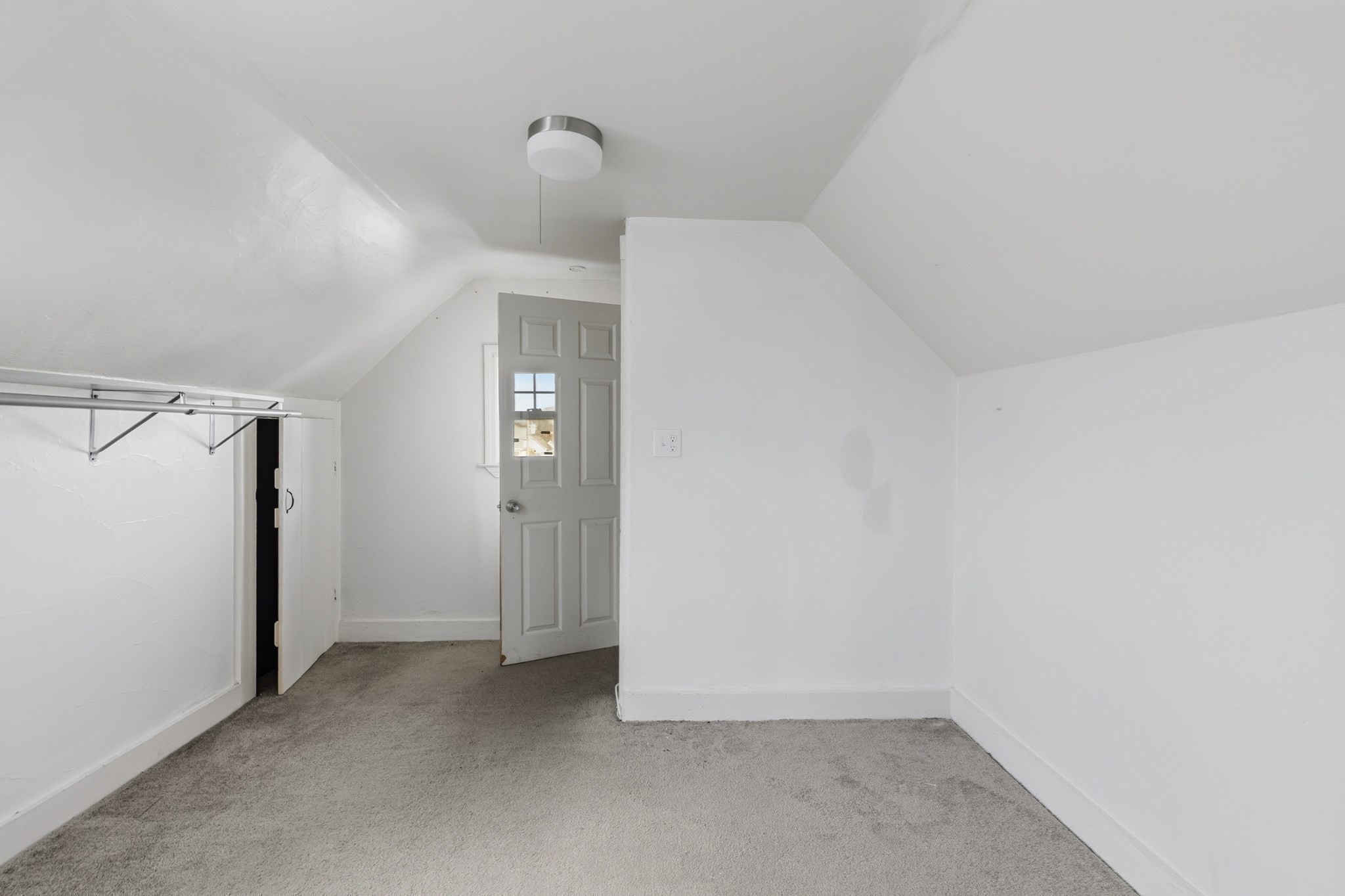 363 Earle St, New Bedford, MA 02746 - Image 11