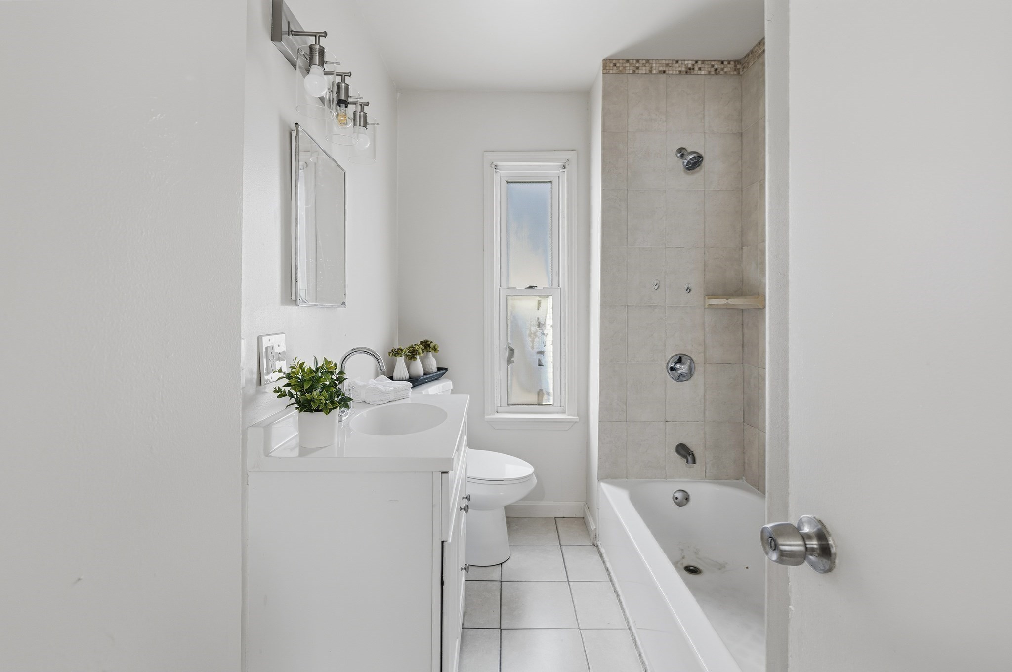 363 Earle St, New Bedford, MA 02746 - Image 7