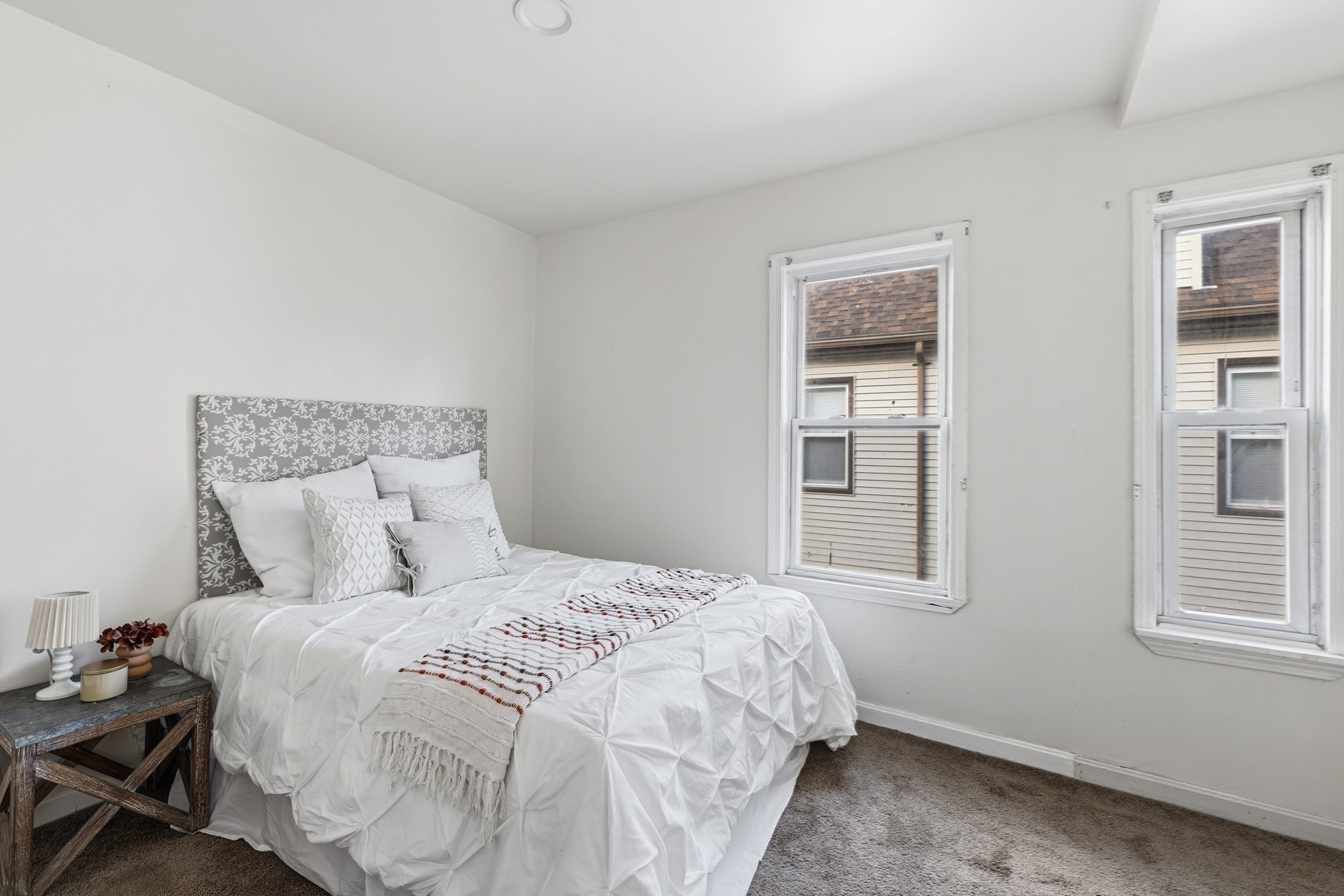 363 Earle St, New Bedford, MA 02746 - Image 8