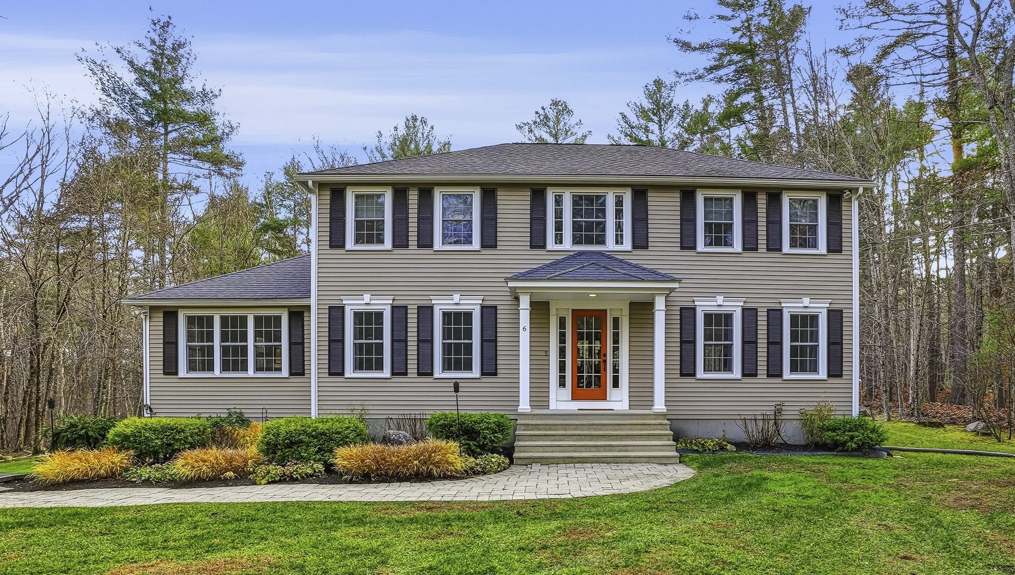 6 Hickory Lane, Upton, MA 01568