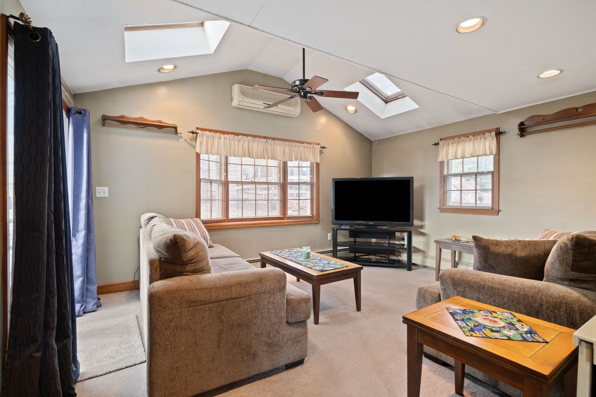 37 Glendale St, Maynard, MA 01754 - Image 8