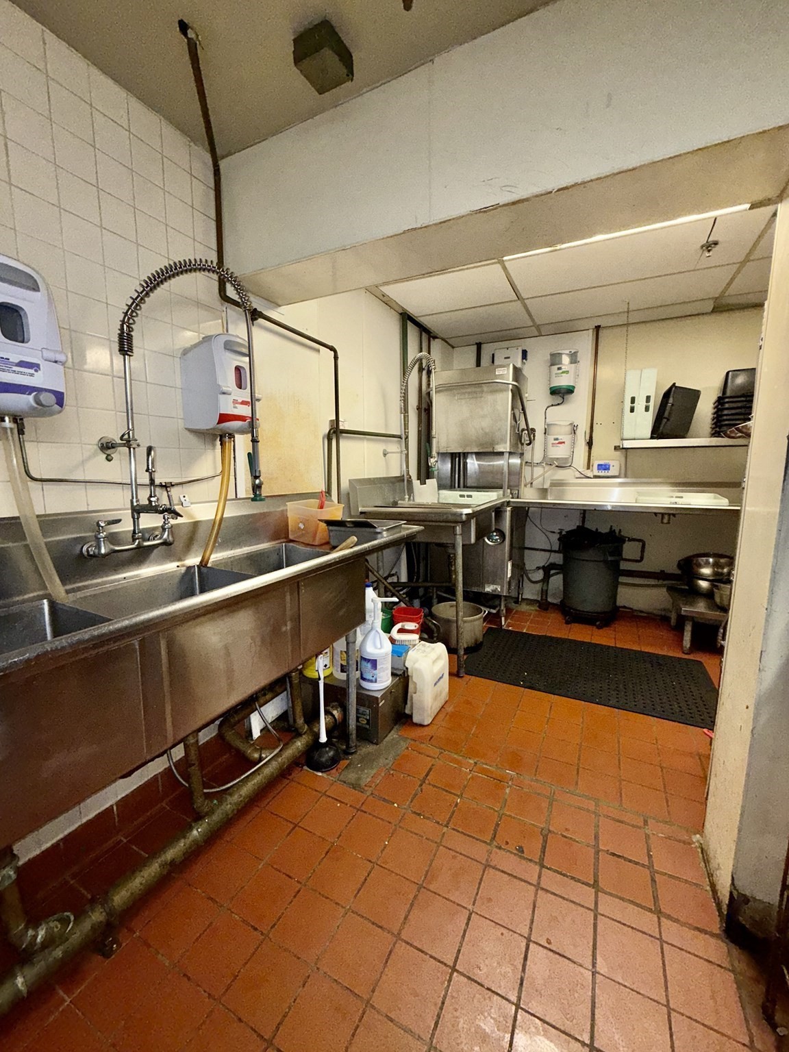 1186 Worcester Rd, Framingham, MA 01702 - Image 15