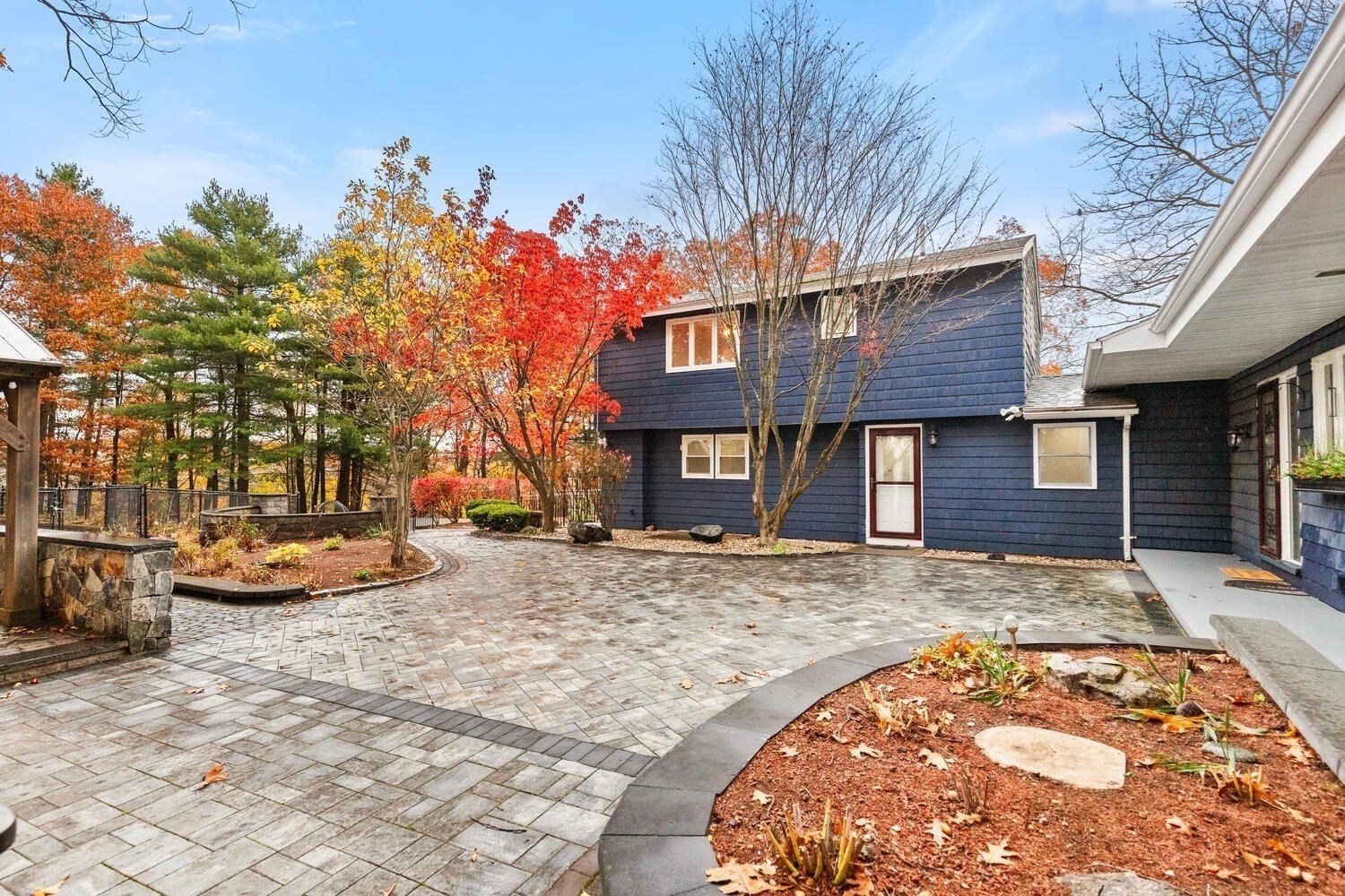 2 McIntyre Road, Saugus, MA 01906 - Image 2