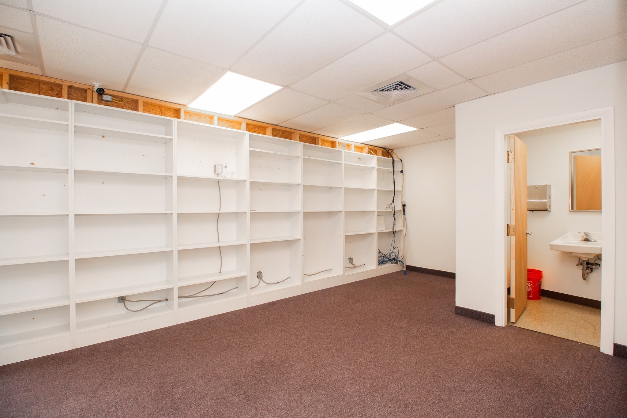 9 Stafford St, Worcester, MA 01603 - Image 11