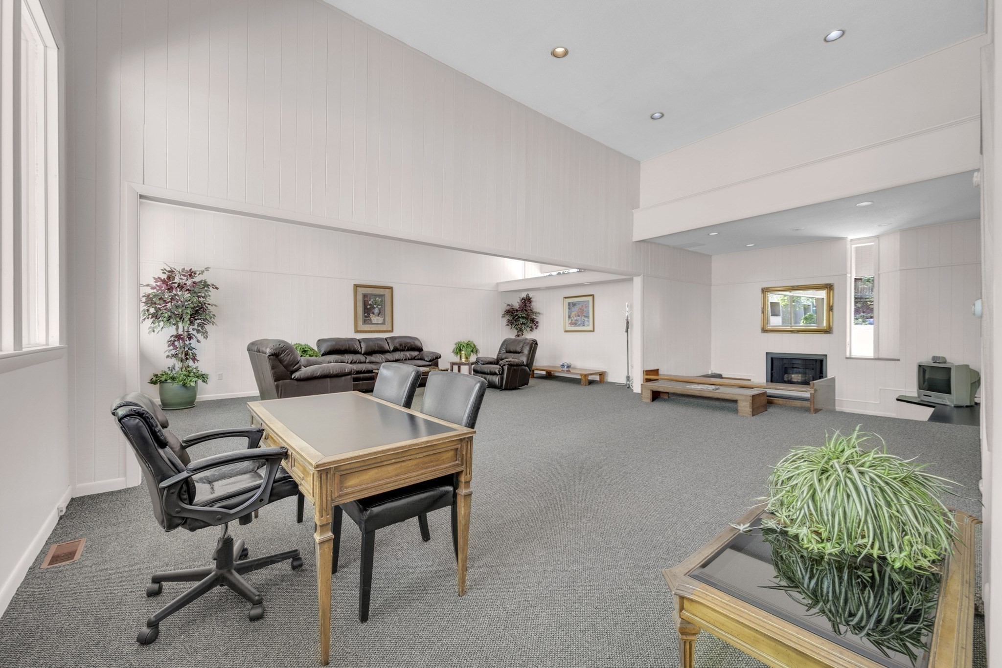 42 Shrewsbury Green Dr Unit F, Shrewsbury, MA 01545 - Image 16