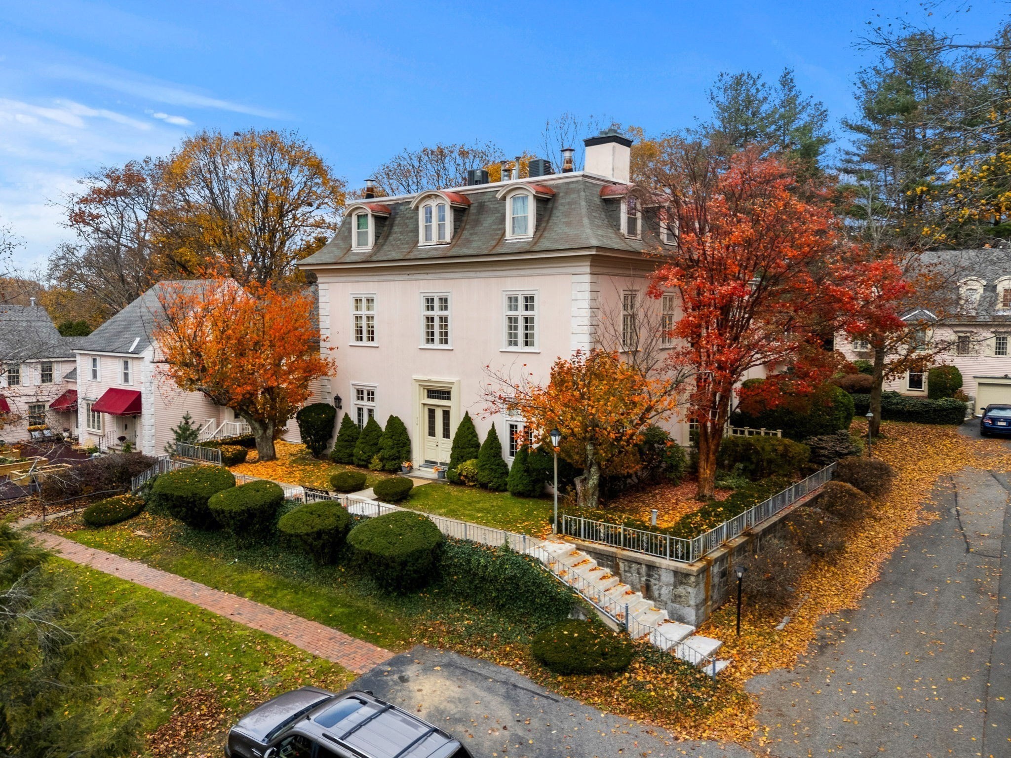 216 Nesmith Street Unit 2, Lowell, MA 01852 - Image 2