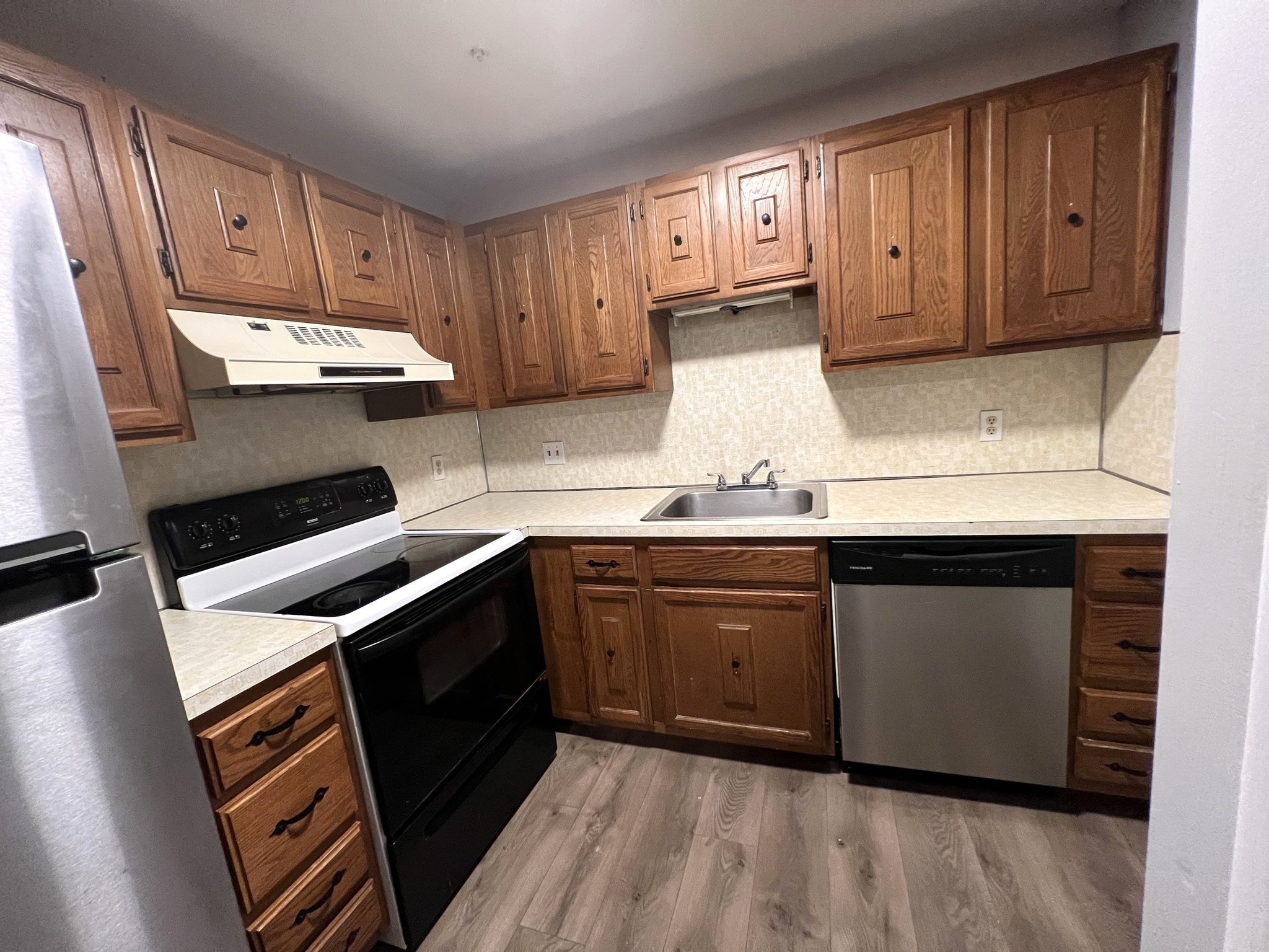 Randolph 2 Bed 1 Bath Condo for Sale $289 000