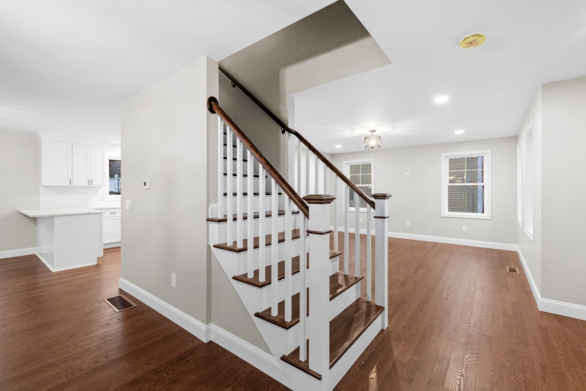 34 Alsop St, Fall River, MA 02723 - Image 10