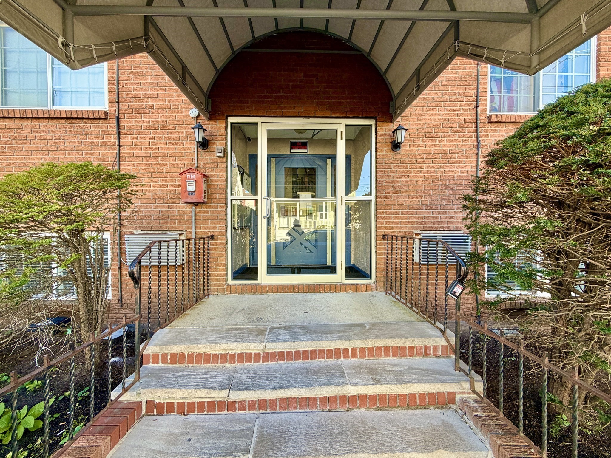 21 Central Ave Unit 10, Everett, MA 02149 - Image 2