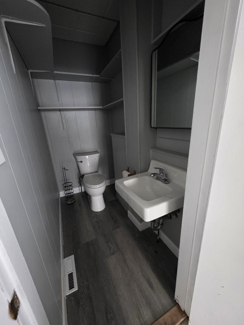 712 Eastern Avenue, Fall River, MA 02723 - Image 9