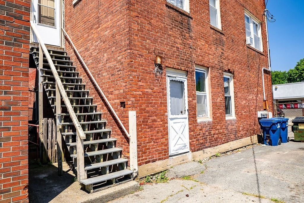 272 Sawyer St, New Bedford, MA 02746 - Image 17