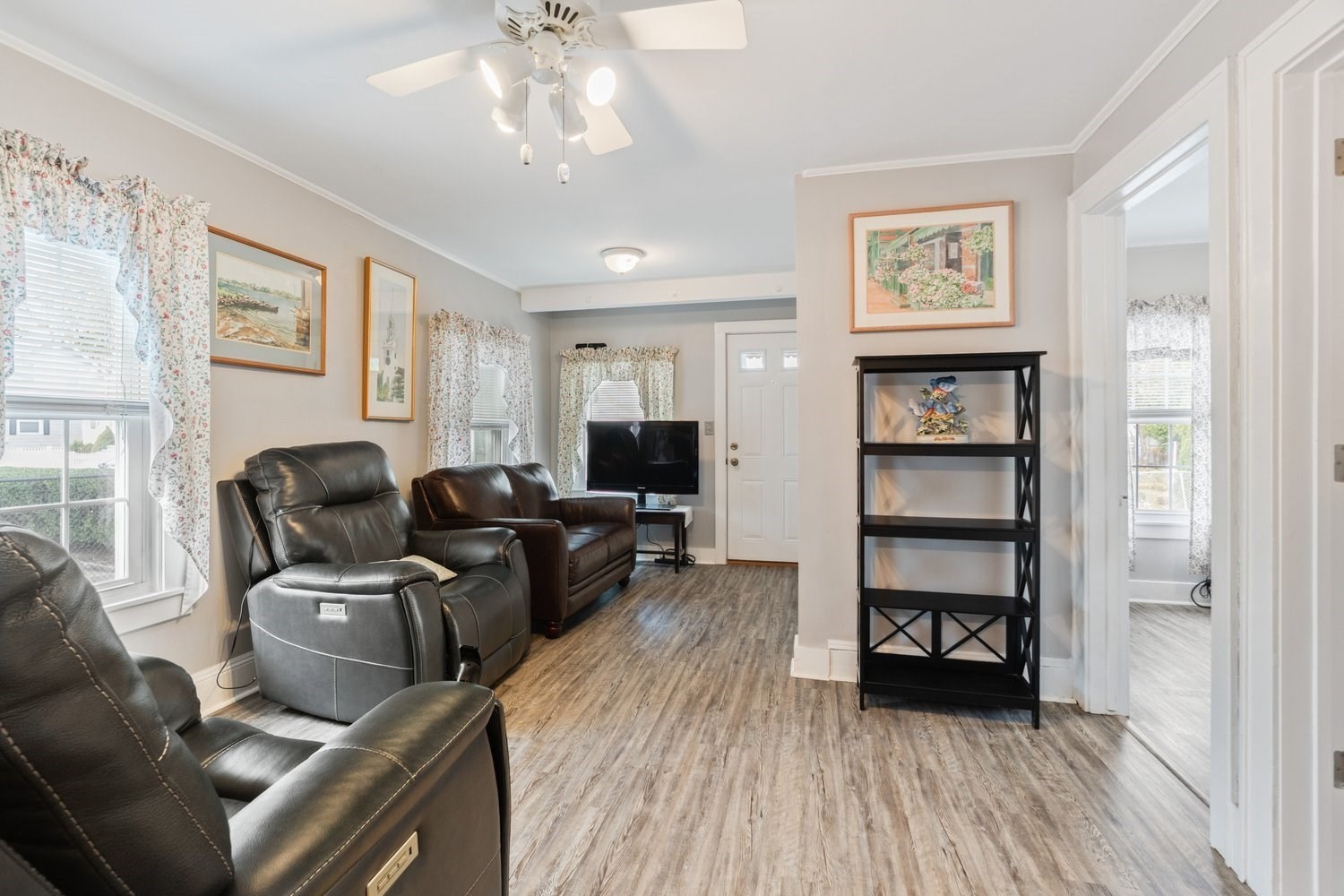 113 Oakland, Pawtucket, RI 02861 - Image 11