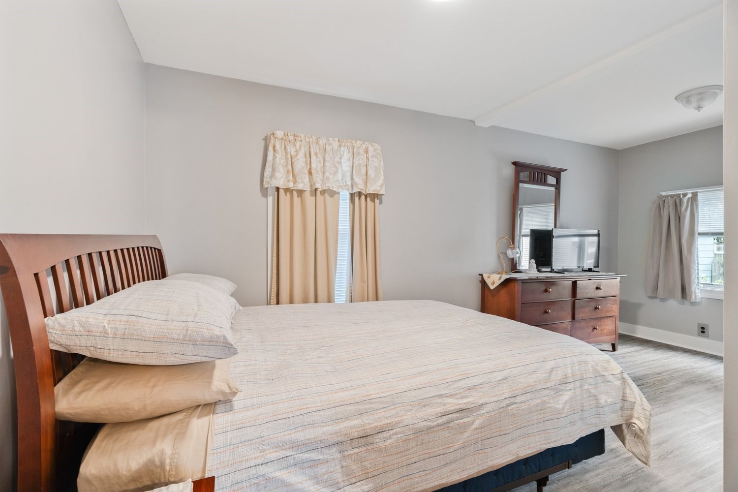 113 Oakland, Pawtucket, RI 02861 - Image 8