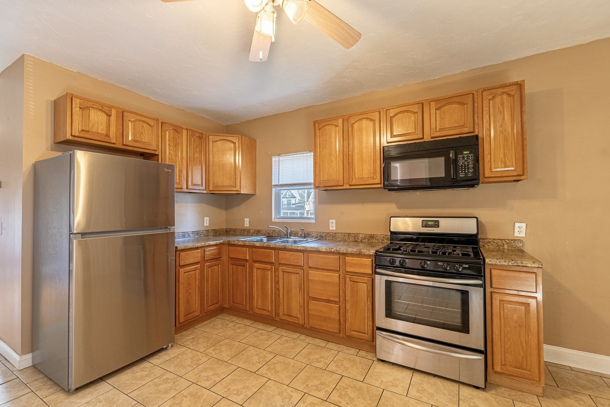 152 Washington St, New Bedford, MA 02740 - Image 10