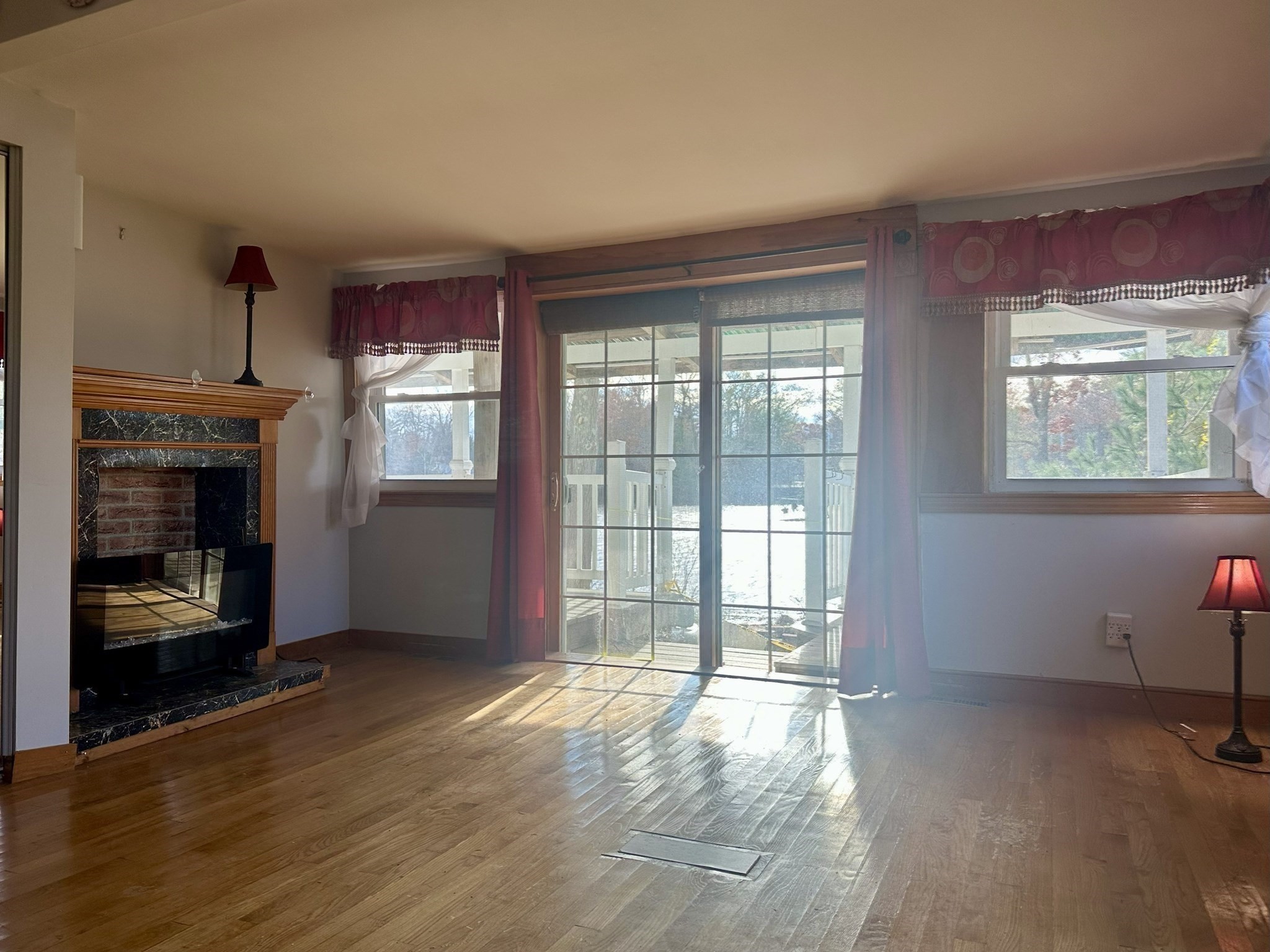 86 Lakeview Ave, Taunton, MA 02780 - Image 5