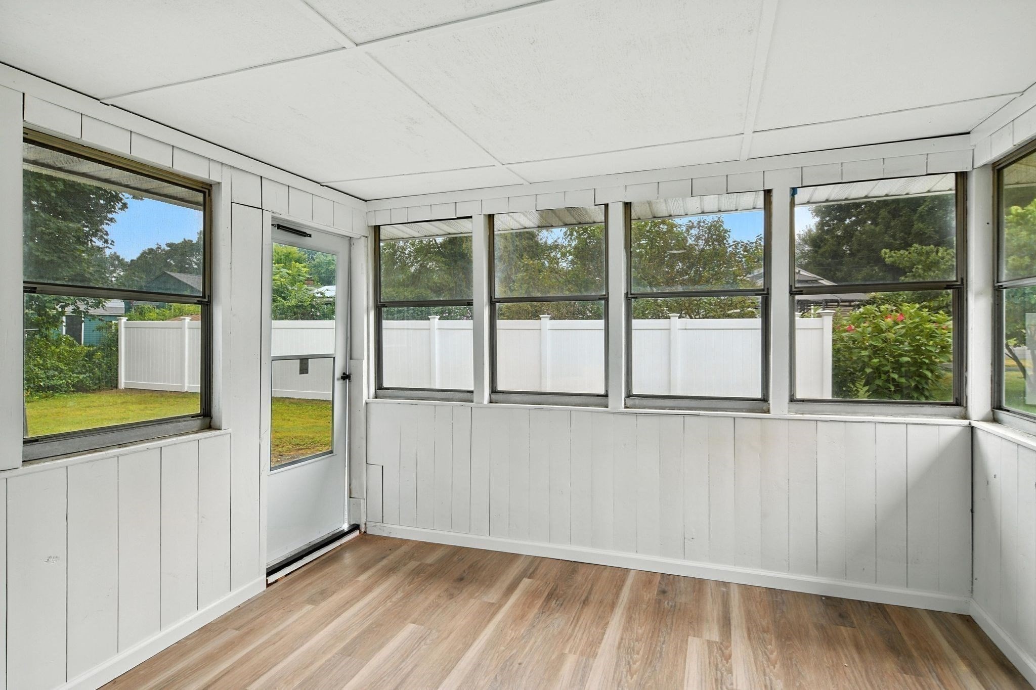 17 Pebble Mill Rd, Springfield, MA 01118 - Image 26