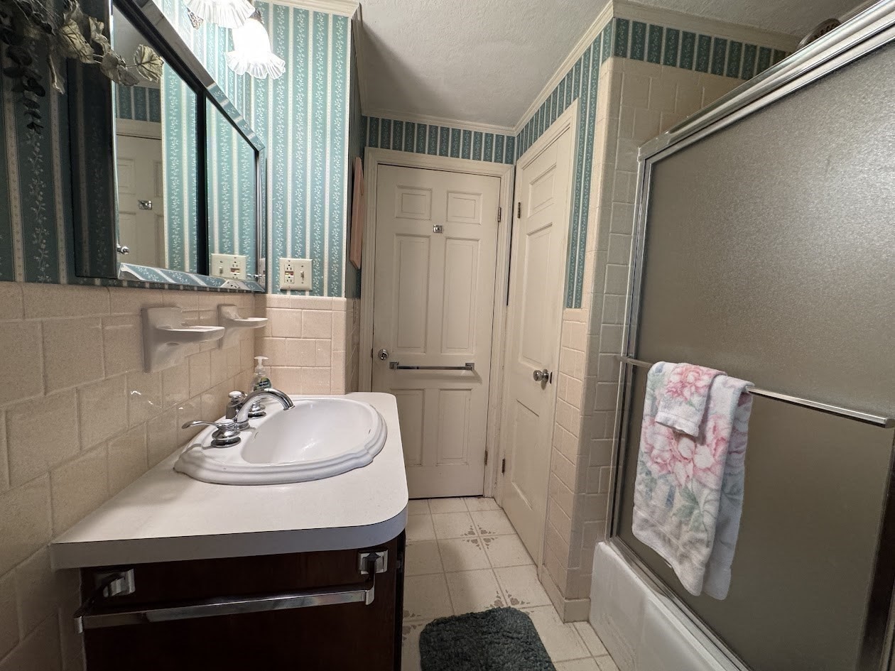 120 Middle Rd, Haverhill, MA 01830 - Image 23