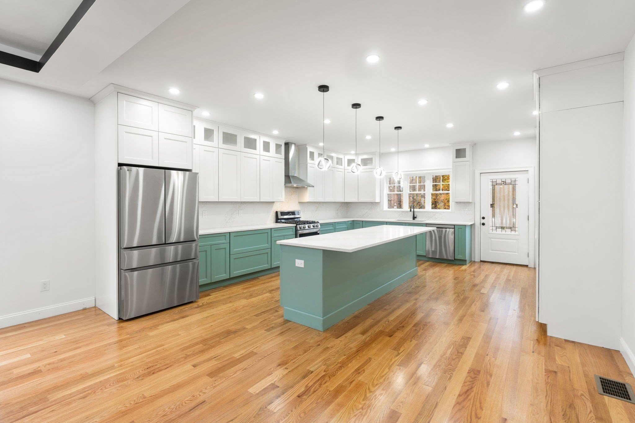 251 Clark Road, Lowell, MA 01852 - Image 8