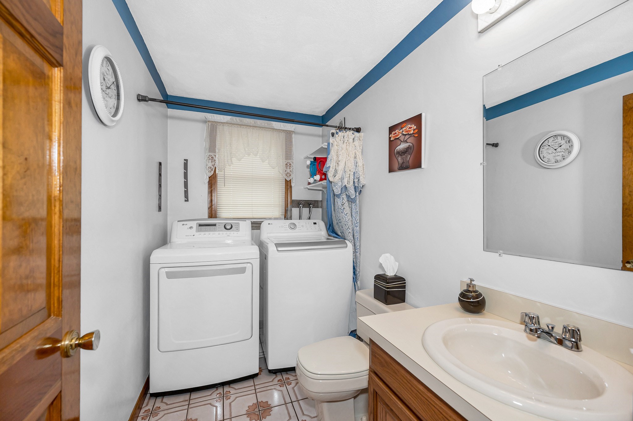 80 Sesame Street, Tewksbury, MA 01876 - Image 9