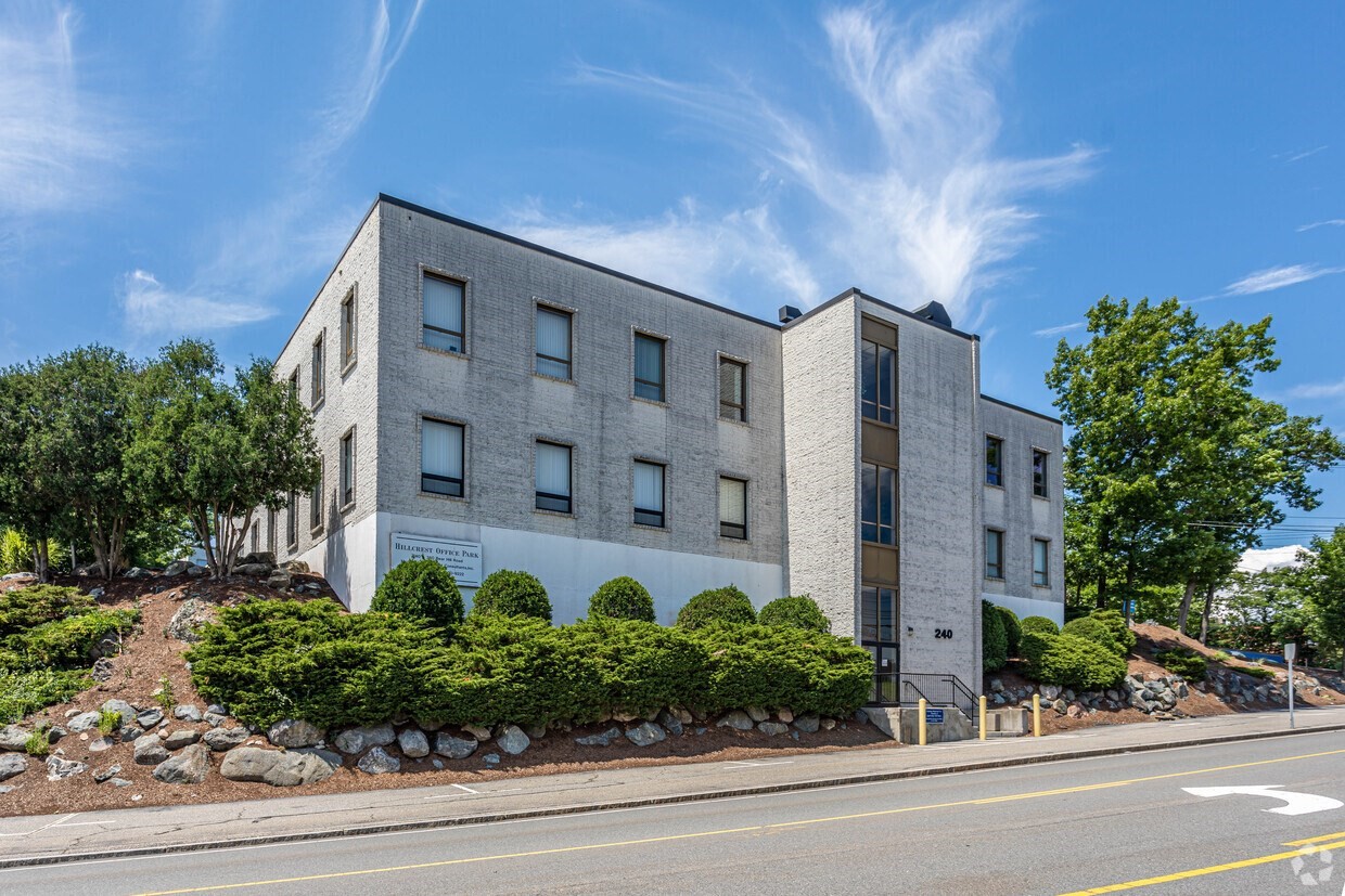 240 Bear Hill Rd, Waltham, MA 02451 - Image 2