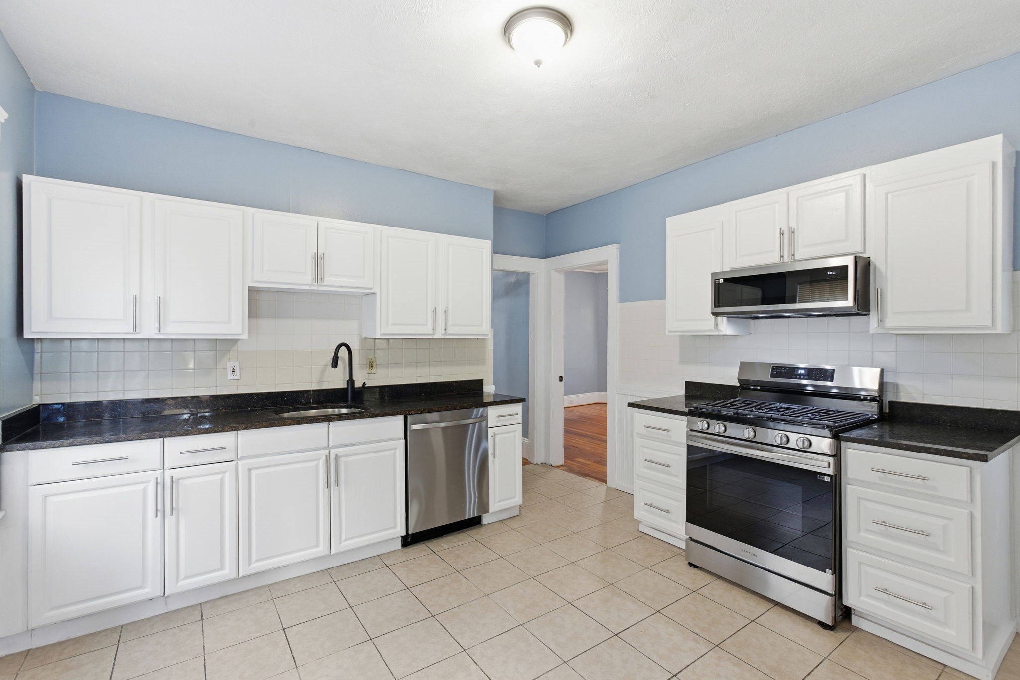 20 Leslie St, Dorchester, Boston, MA 02122 - Image 6