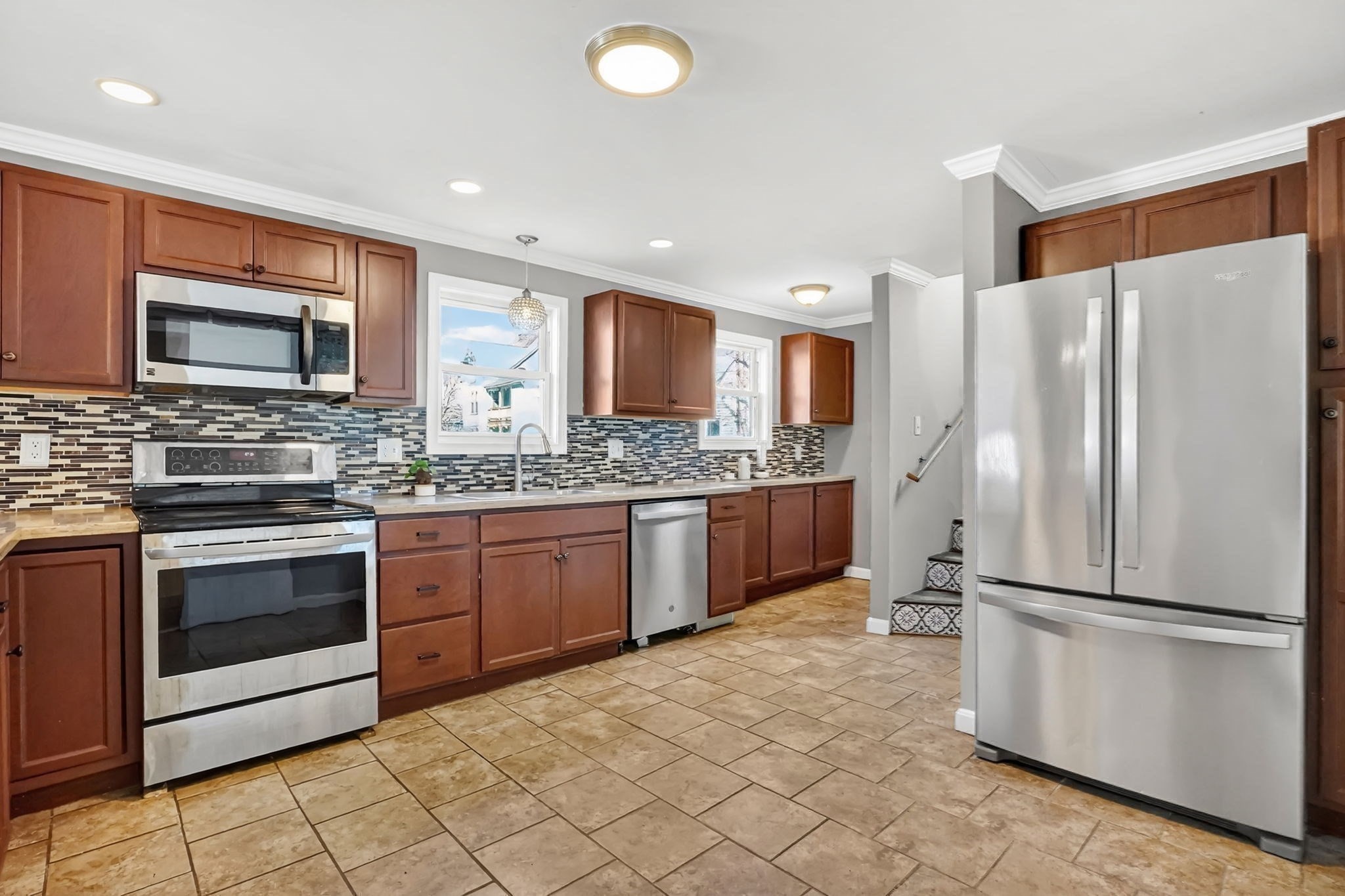 41 Florida St, Springfield, MA 01109 - Image 14